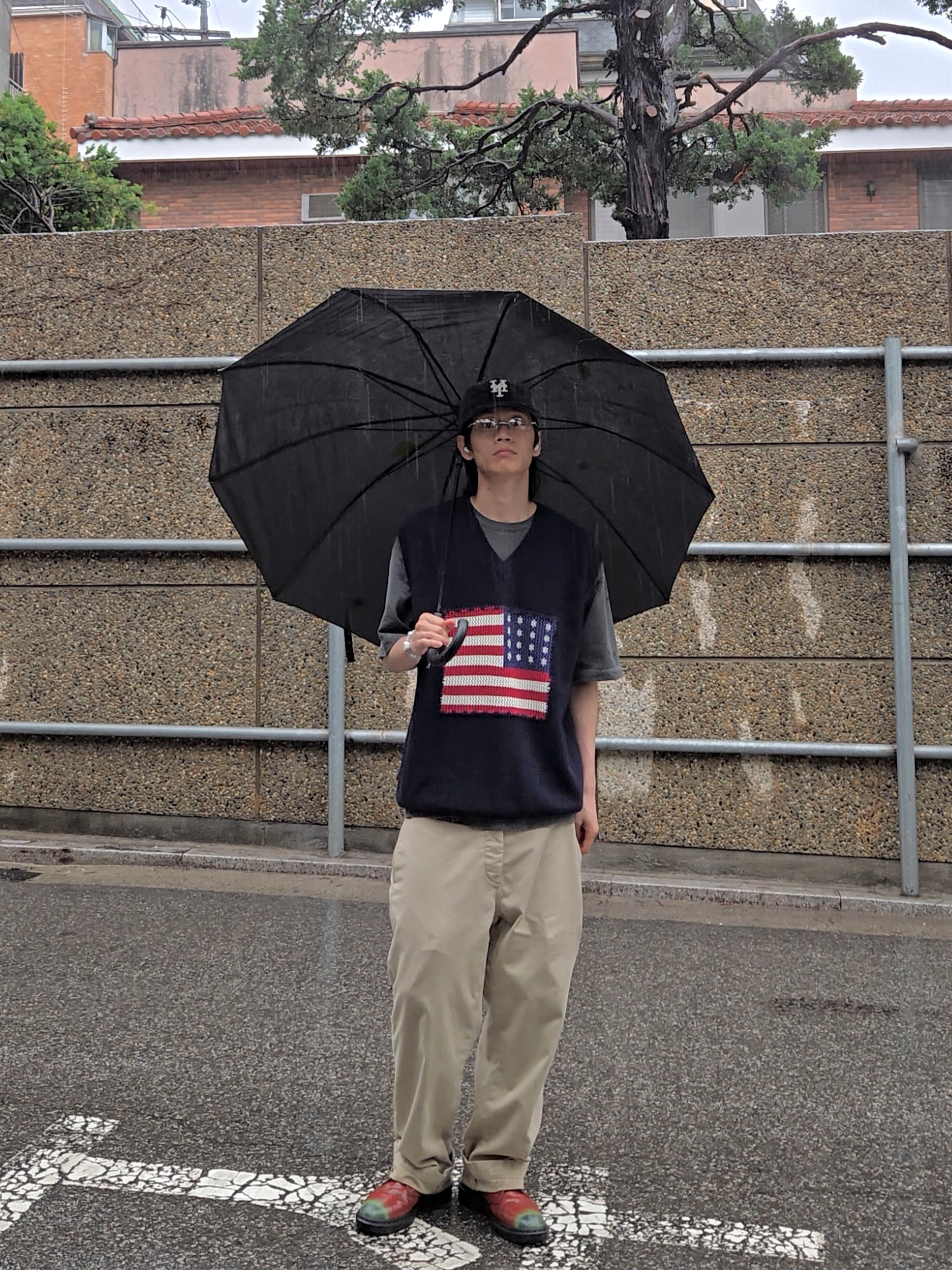 Dr. Martens x Supreme 1461 Multi, Supreme Chino Pants Khaki - 23FW 착용 스타일 - 1