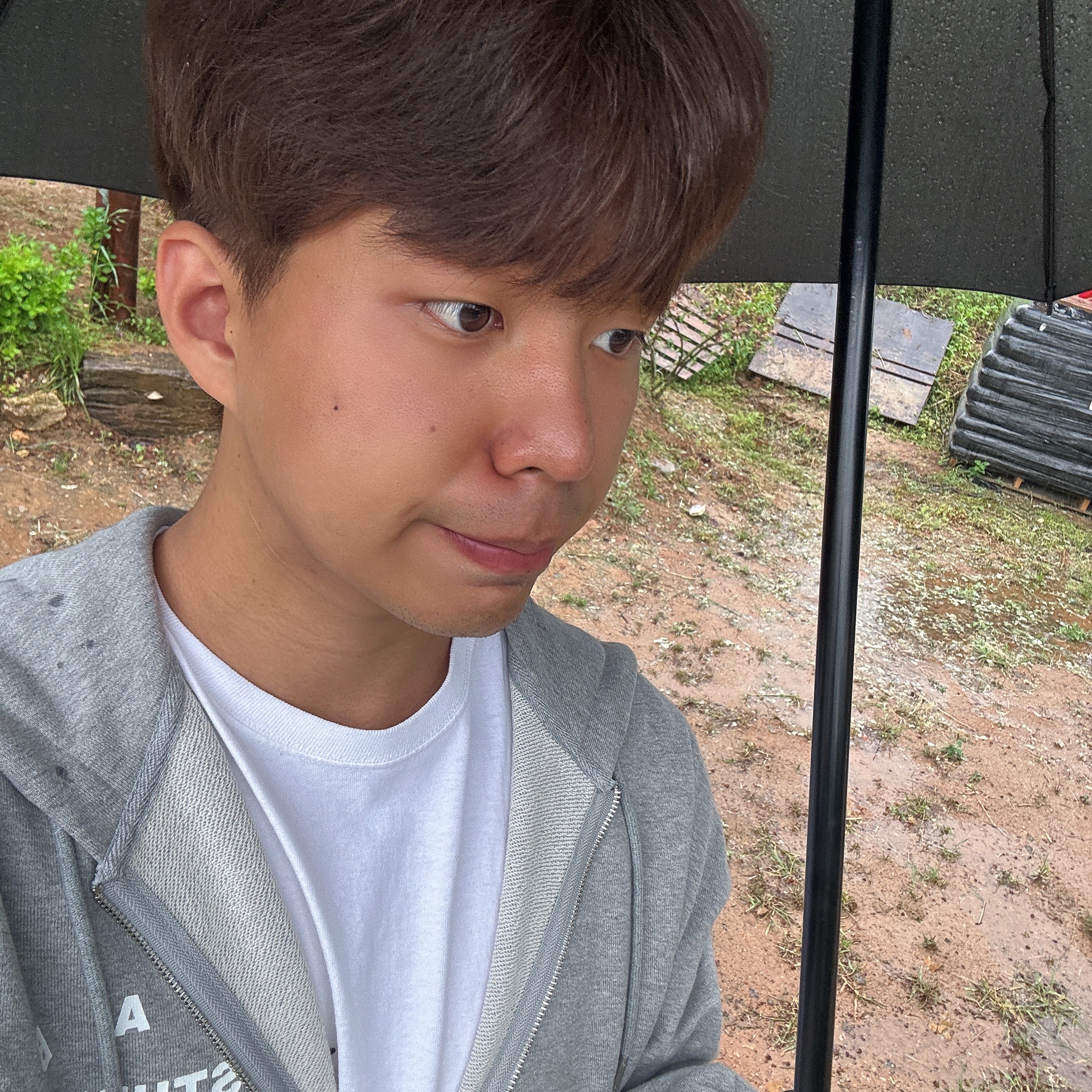 IAB Studio Zip-Up Hoodie Melange Gray - 26SS 착용 스타일 - 2