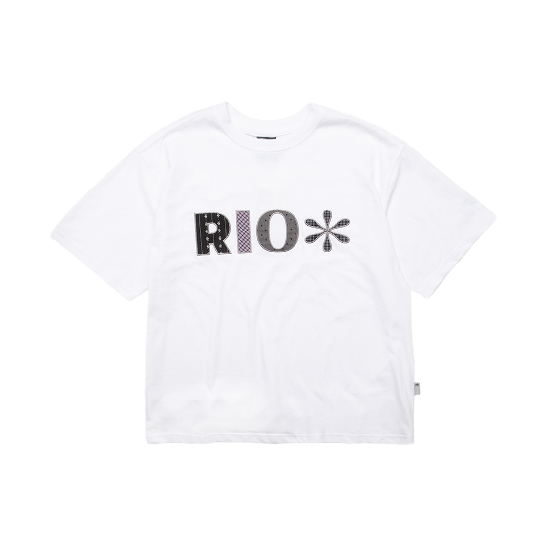 리오므 체크 아플리케 반팔티 화이트(Riomeu Check Applique Short Sleeve T-shirt White)
