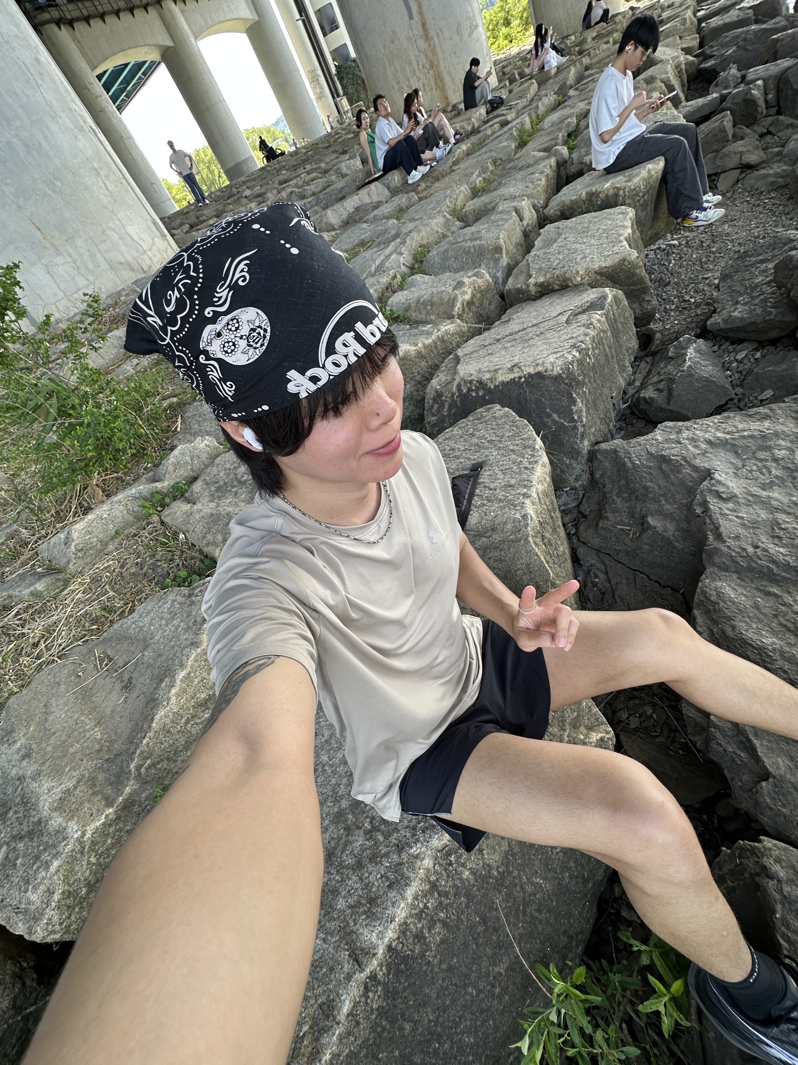 Asics Superblast 2 Black White 착용 스타일 - 2