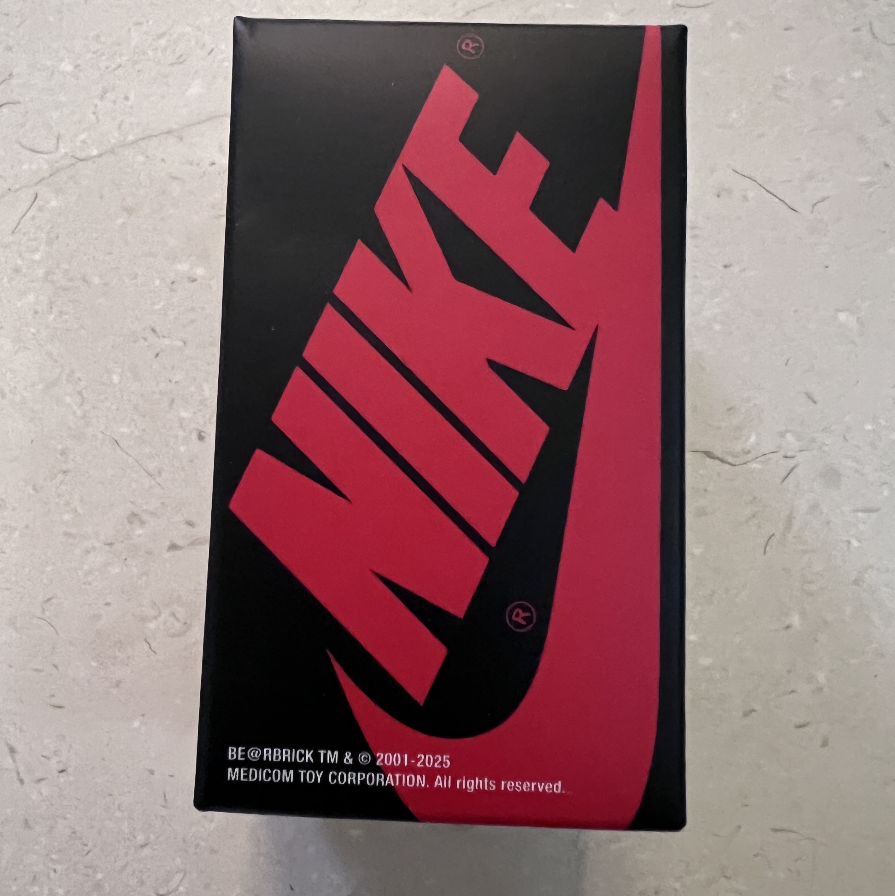 Bearbrick x Nike x Medicom Toy Exhibition 2025 Michael Jordan 1985 Air Jordan 400% 착용 스타일