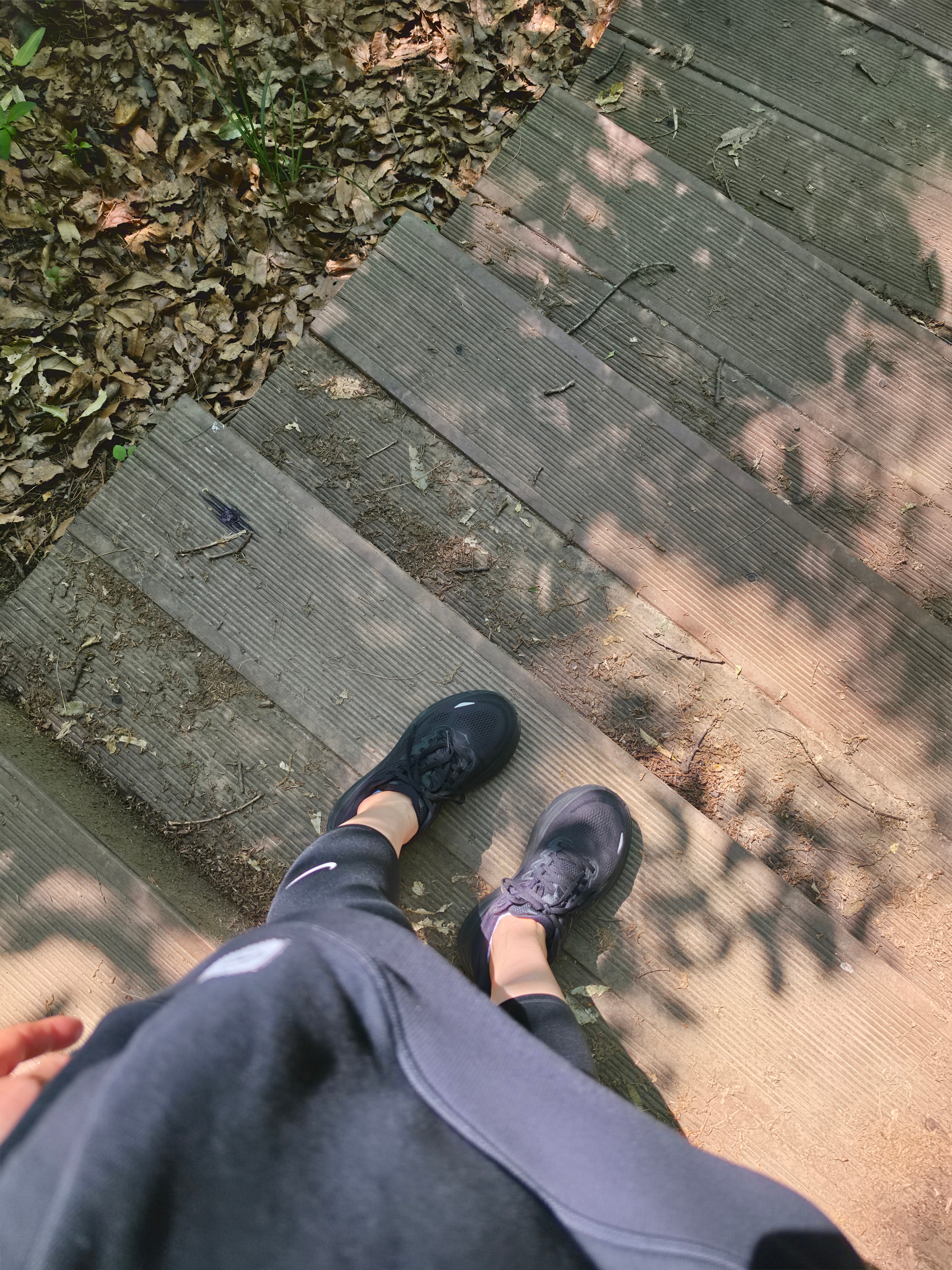 Hoka Bondi 9 Black - Wide, Quarqor #5125 Ring 착용 스타일
