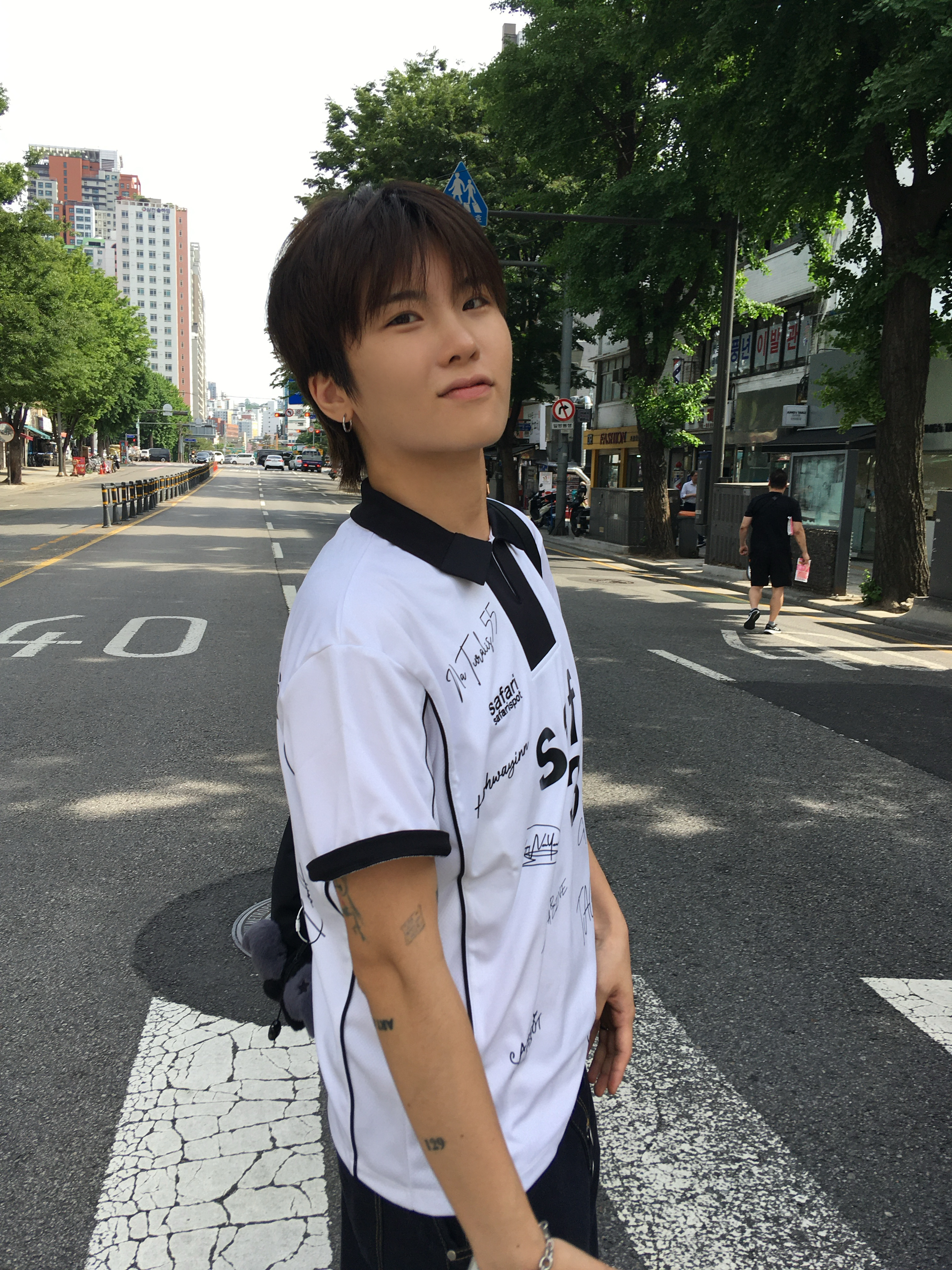 Safarispot Roux Base Uniform Fc Jersey White, Adidas Rivalry High Consortium Chalk White 착용 스타일 - 2