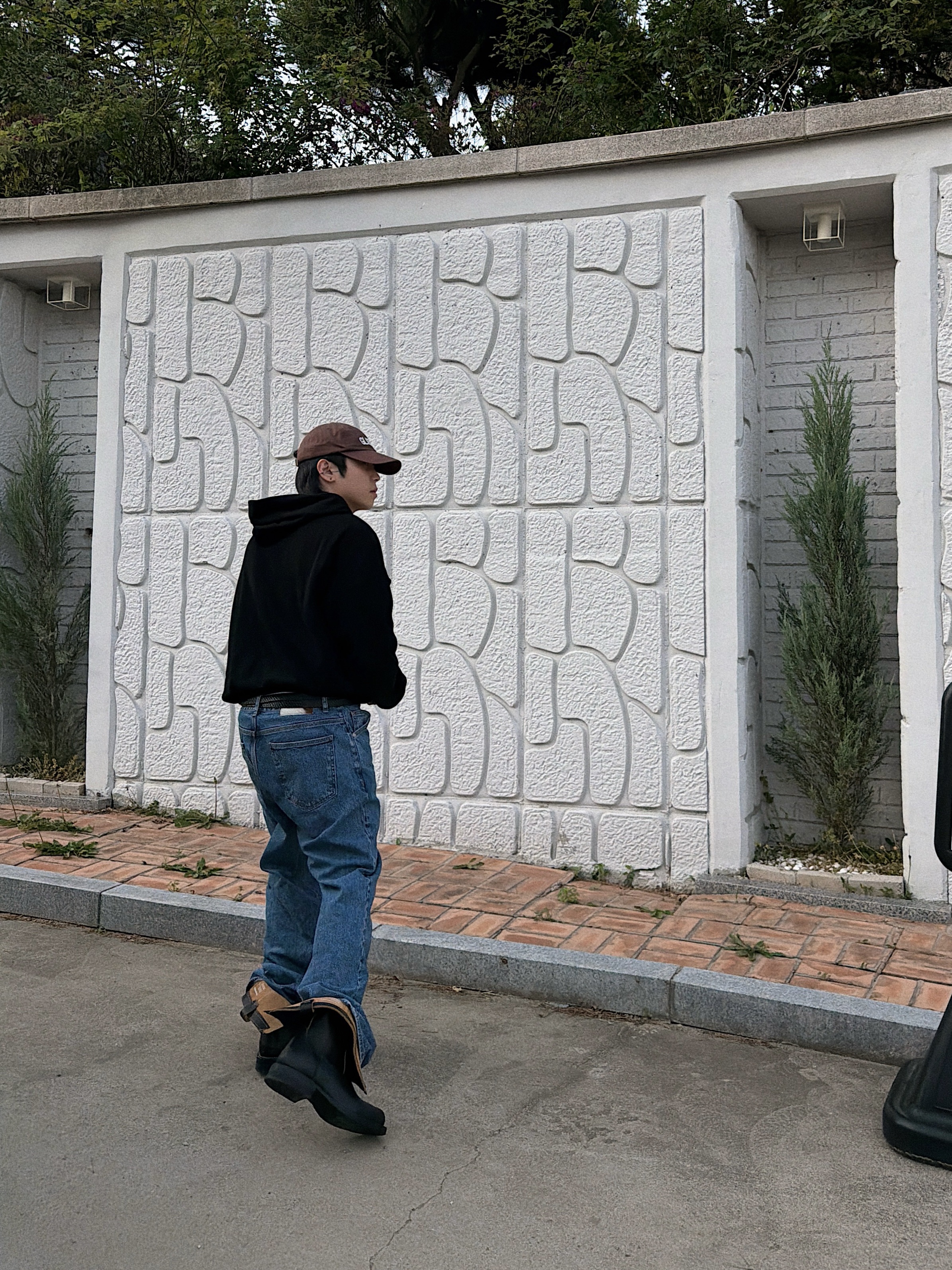 STU Stripe Denim Pants Mid Blue, LOSTGARDEN UNIFORM Engineer Boots Black 착용 스타일 - 4