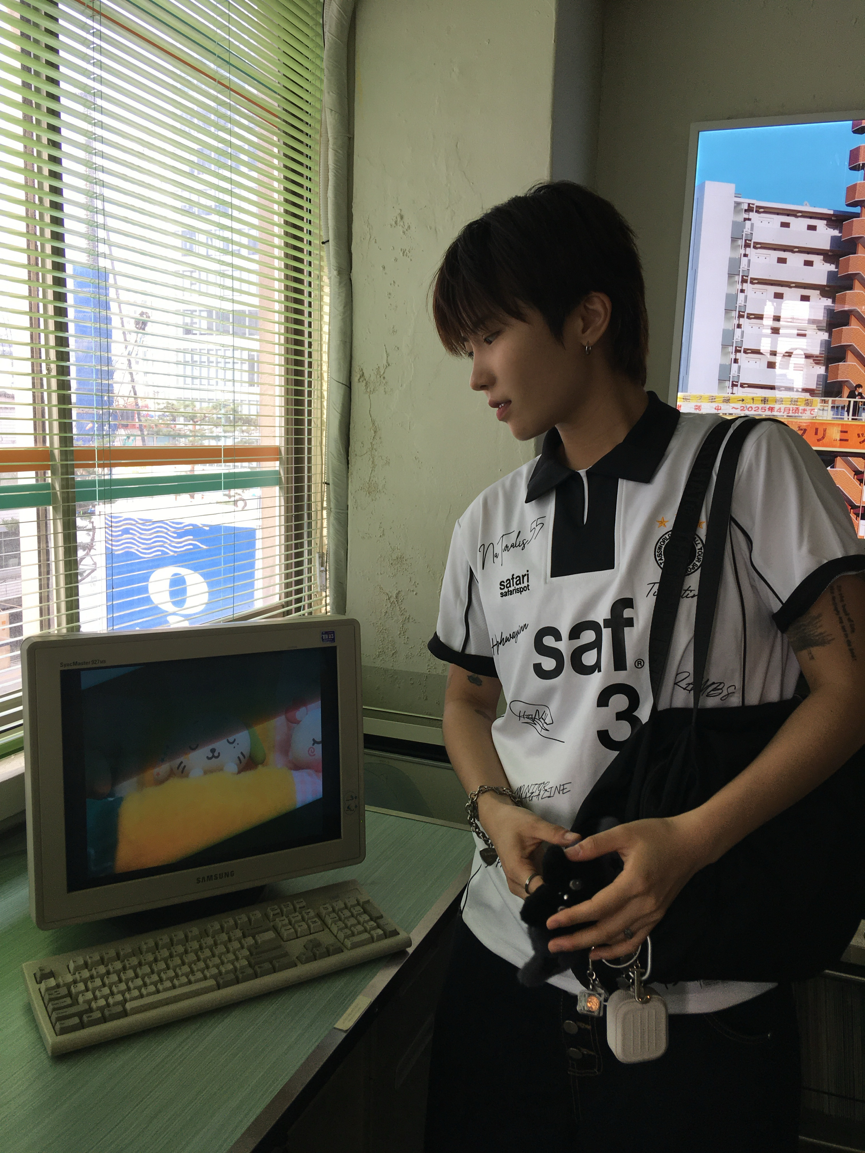 Safarispot Roux Base Uniform Fc Jersey White, Adidas Rivalry High Consortium Chalk White 착용 스타일 - 3