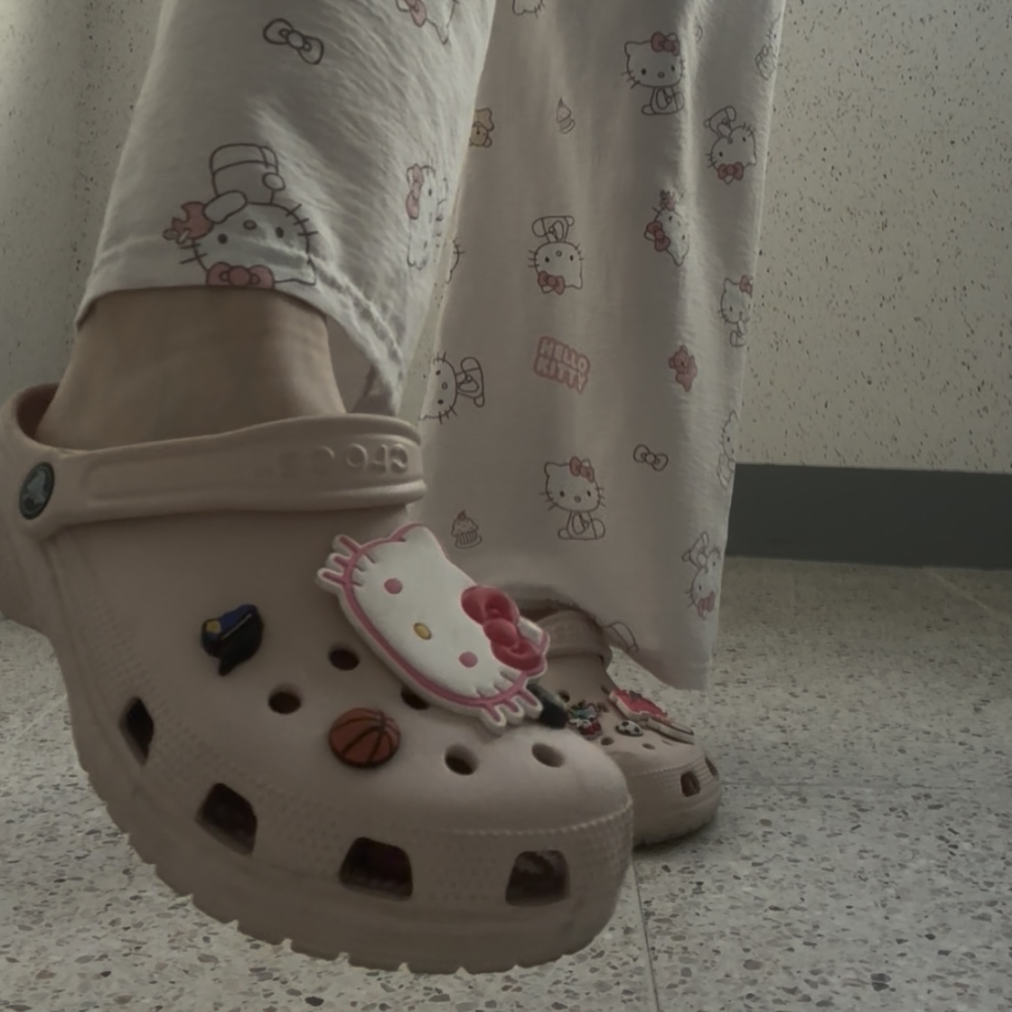 Crocs Classic Clog Ballerina Pink 착용 스타일