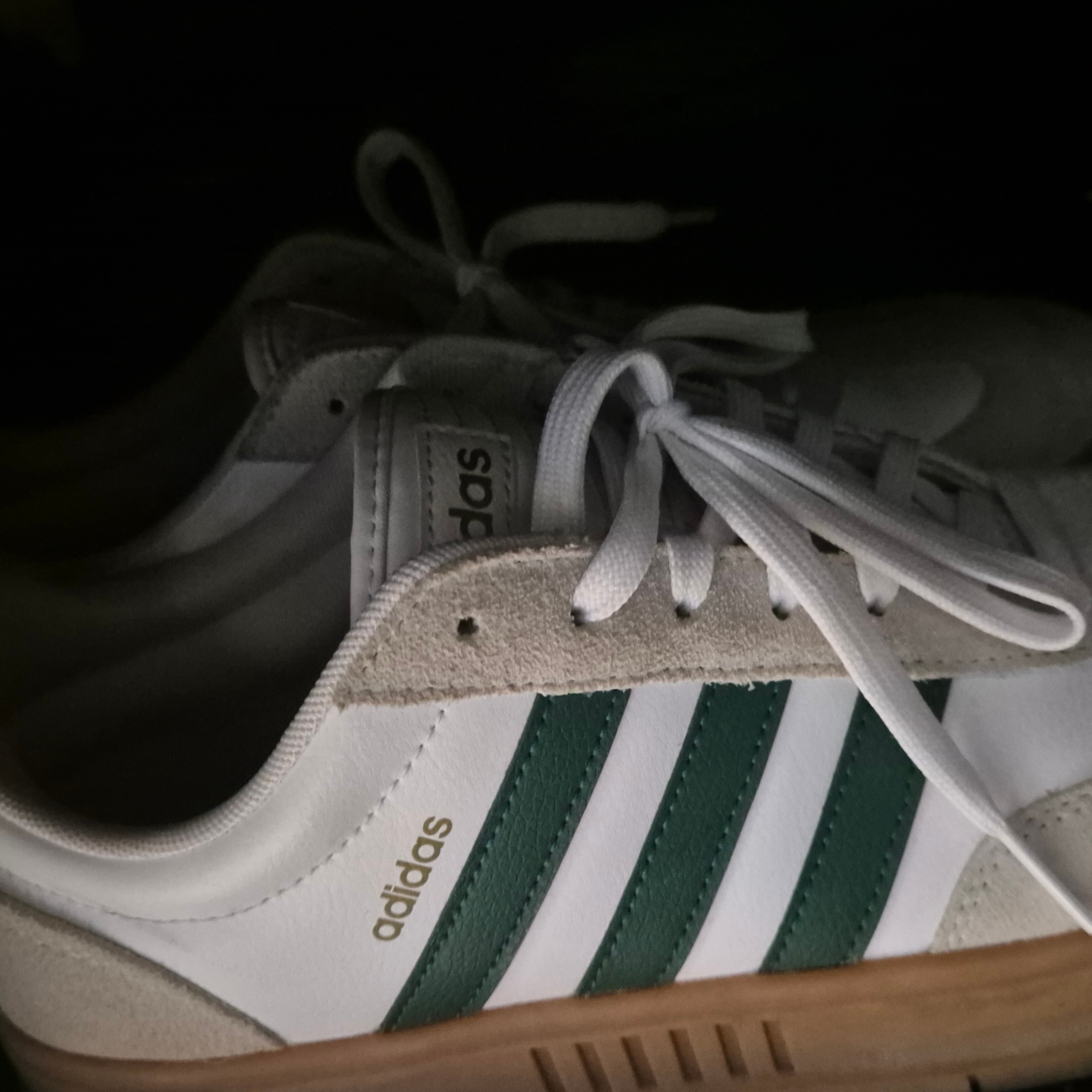 Adidas Gradas Collegiate Green 착용 스타일