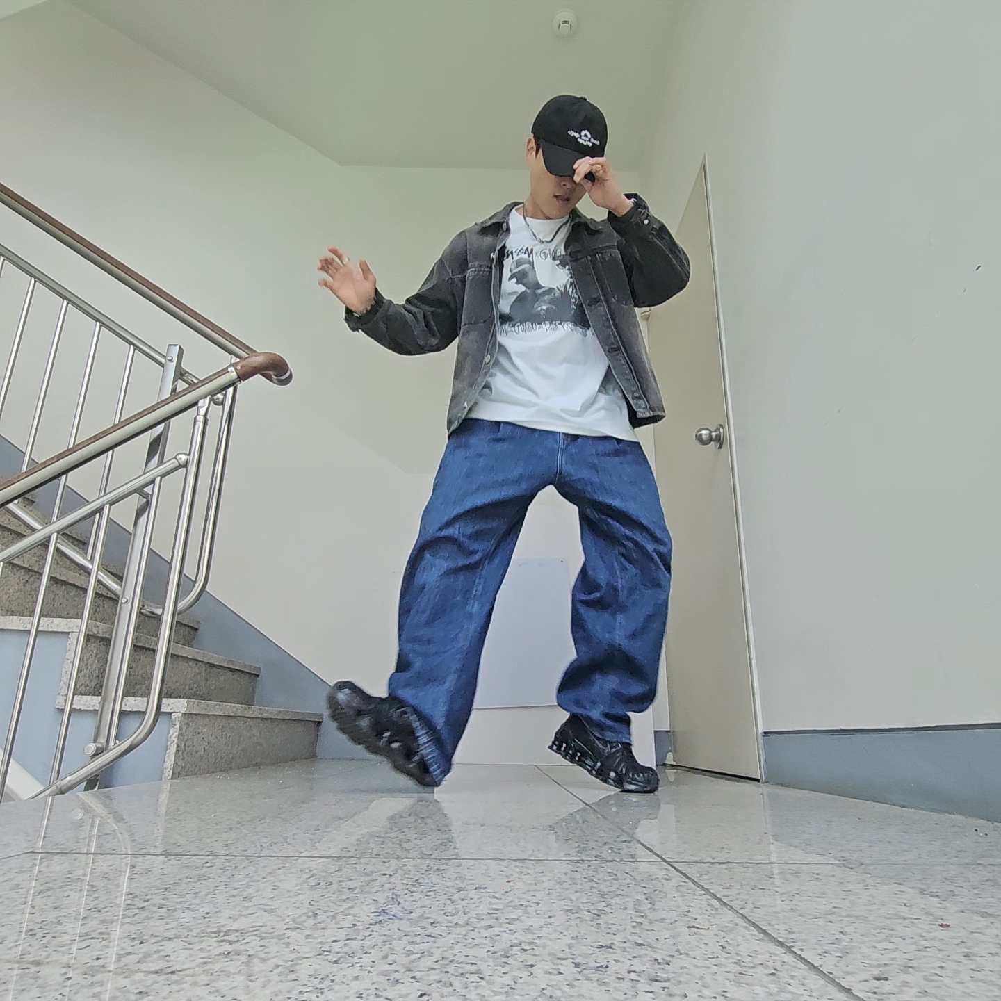 Stussy SS Link Studded Belt Black, Gucci Ghost Ring Silver 9mm 착용 스타일 - 2