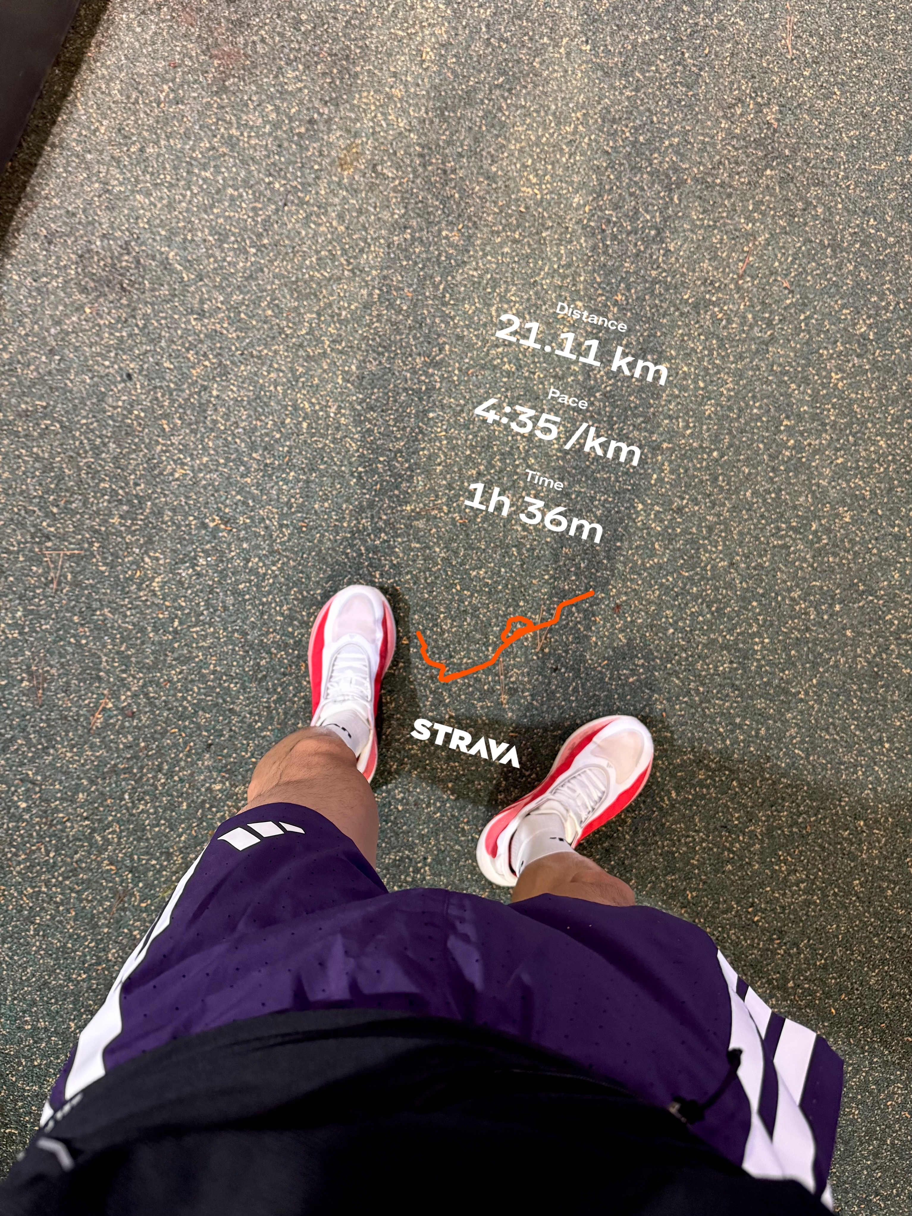 Adidas Adizero Running Split Shorts Black - KR Sizing, Adidas Hyperboost Edge Cloud White Pure Ruby 착용 스타일 - 1