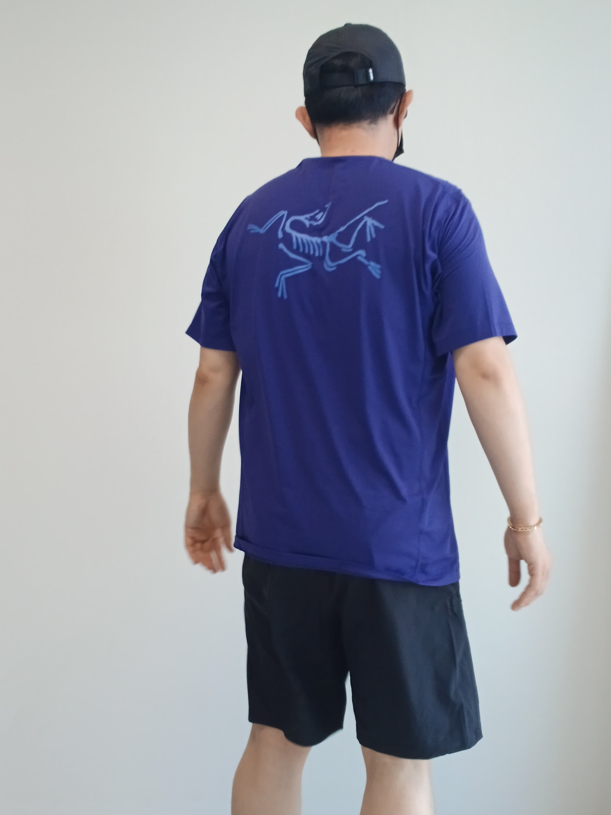 Nike ACG Trail Cap Black, Arc'teryx Motus Arcword Crew SS T-Shirt Soulsonic Heather 착용 스타일 - 3