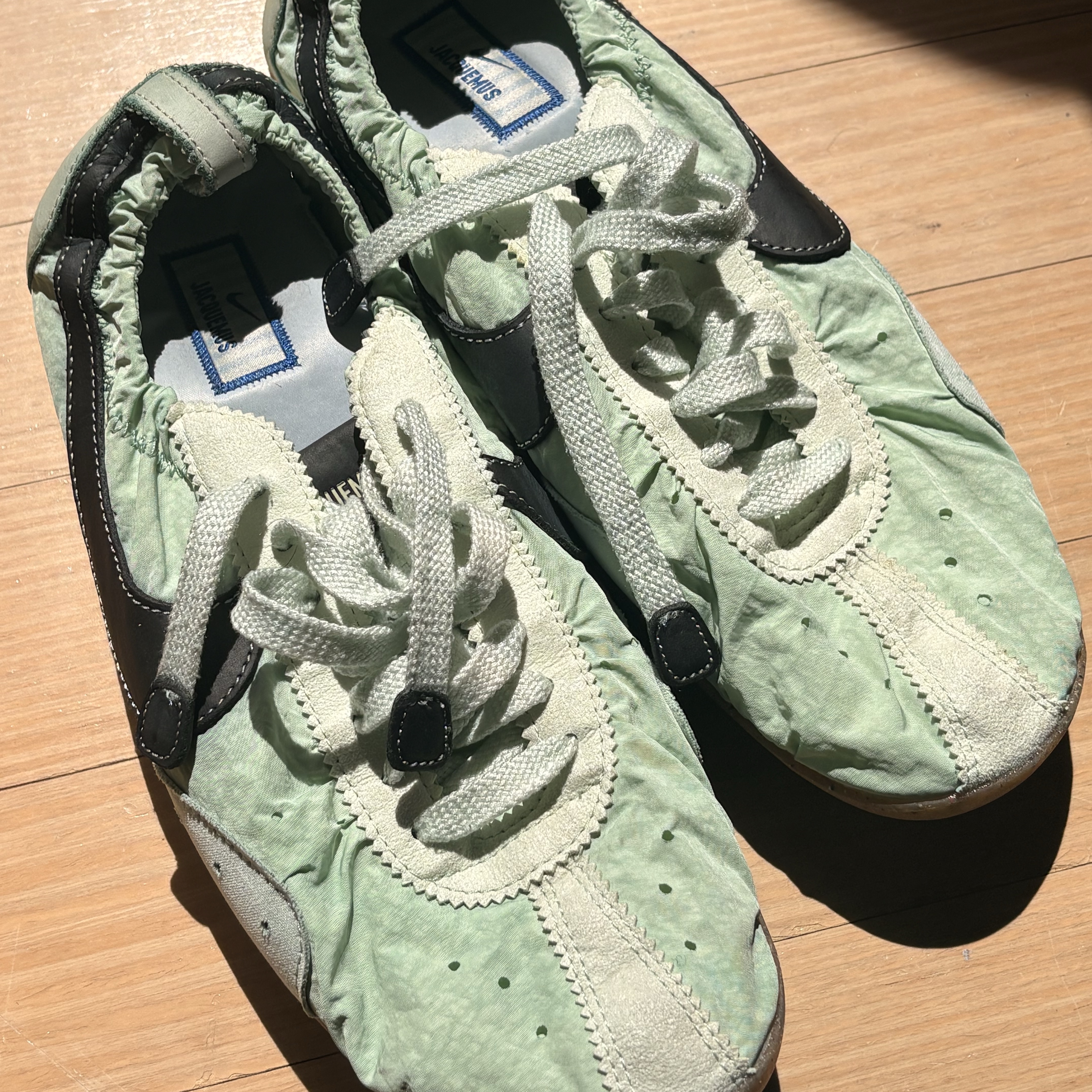 Nike x Jacquemus Moon Shoe SP Alabaster Off Noir 착용 스타일