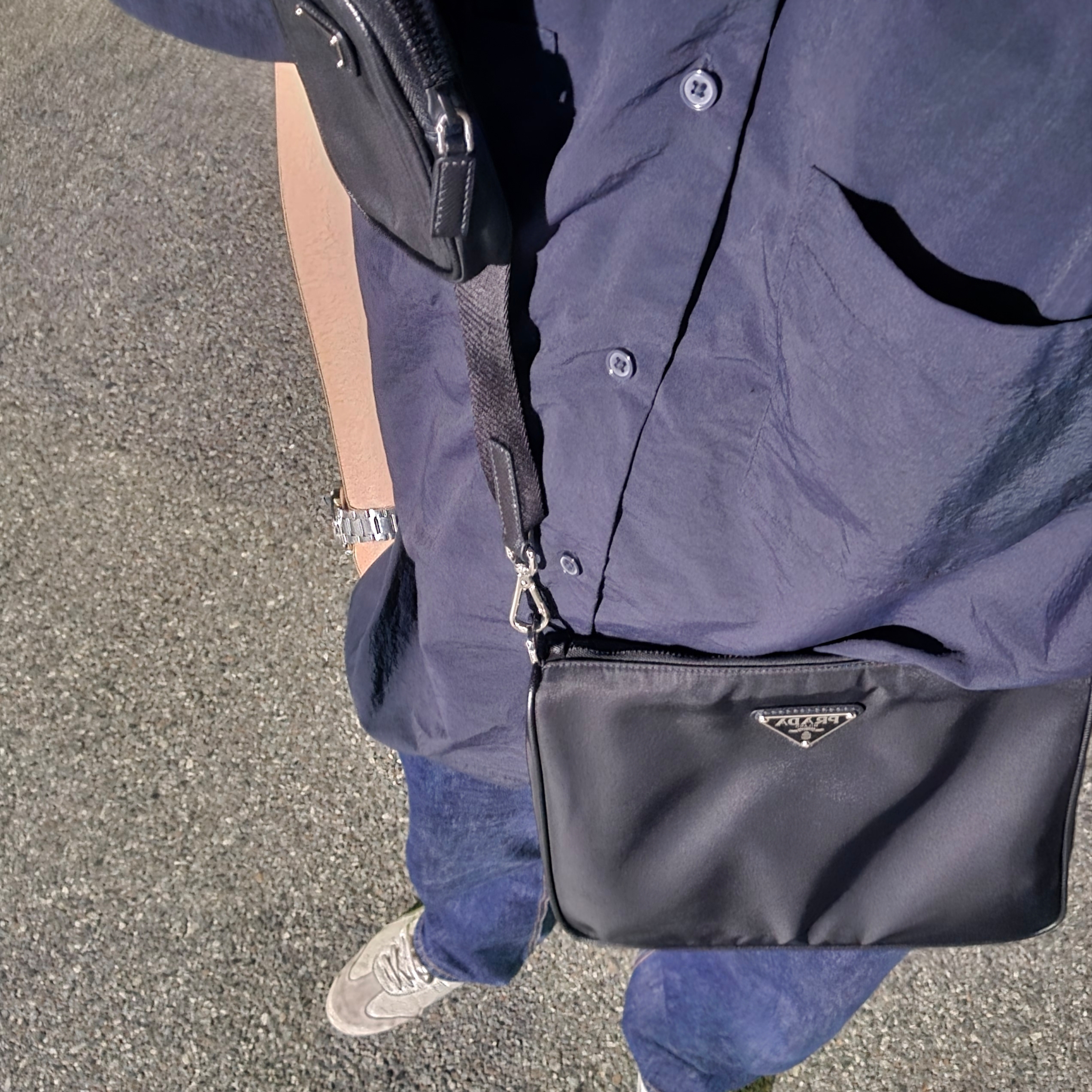 Prada Re-Nylon and Saffiano Leather Shoulder Bag Black, Onitsuka Tiger Mexico 66 White Light Sage 착용 스타일