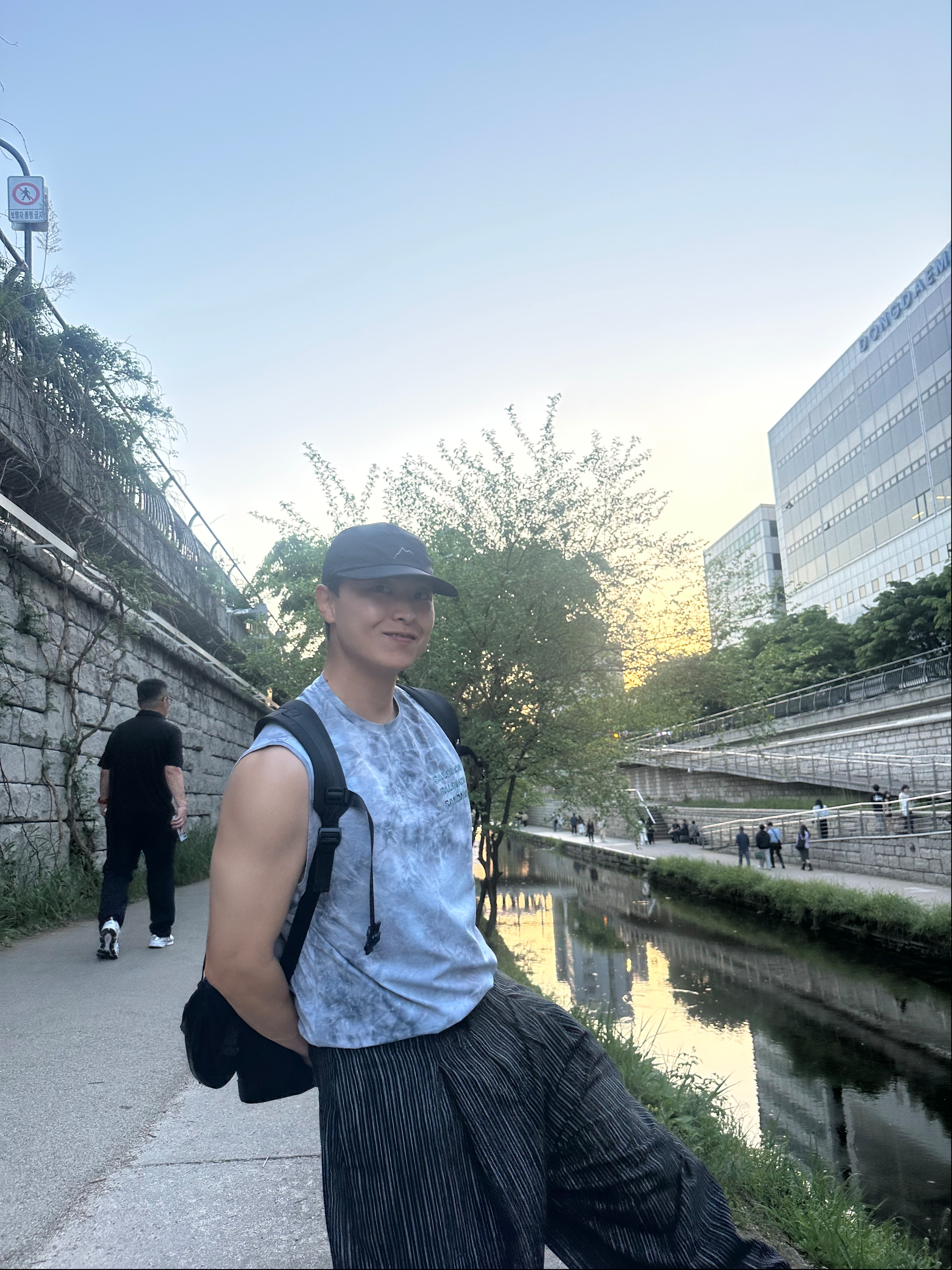 Cayl Flow 5 Panel Cap Black, Salomon Dynamic Dyeing Tank Melange Grey 착용 스타일 - 7