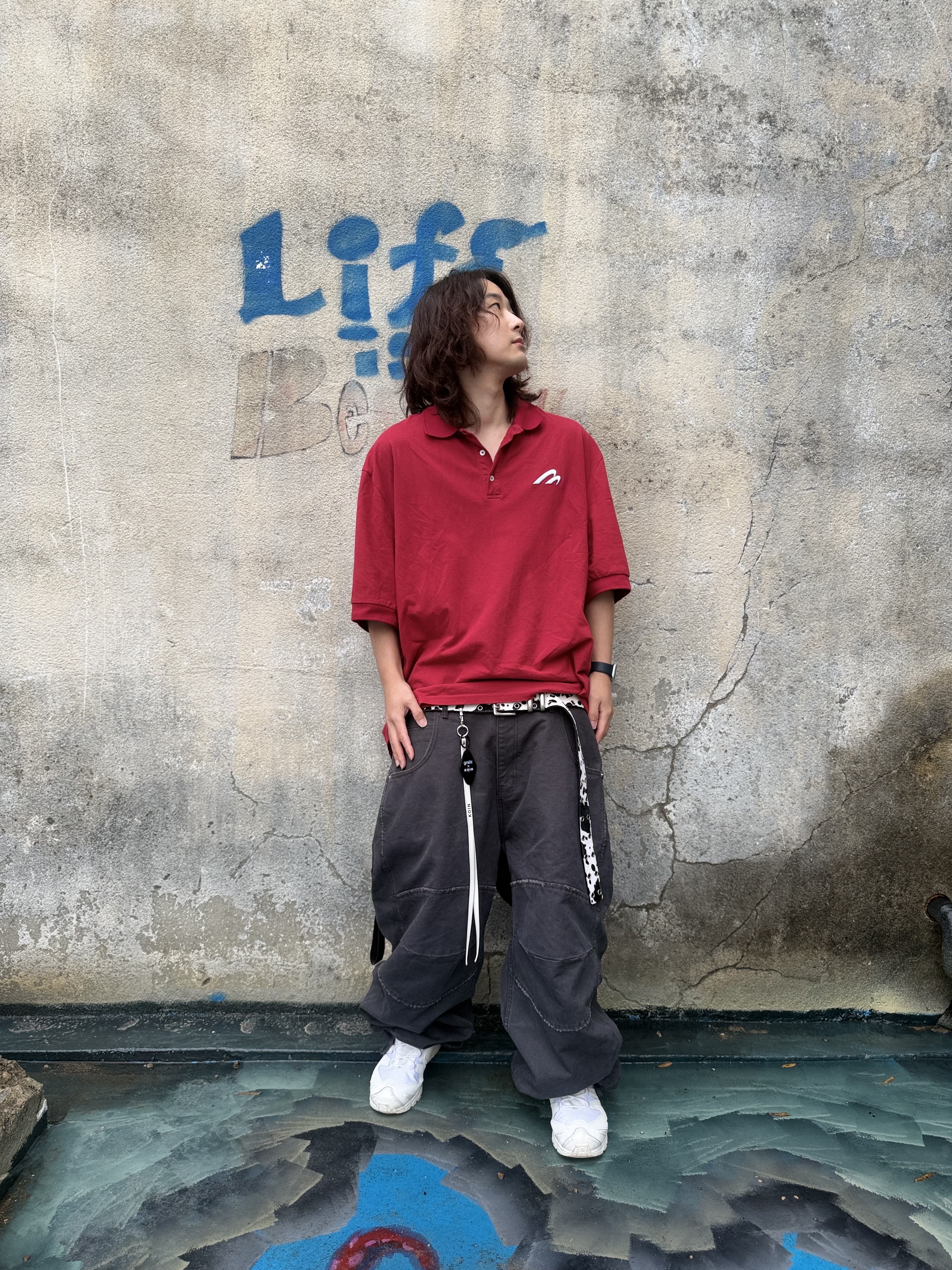 MJD Canvas 3D Knee Pants Charcoal, MJD Oversized Polo Burgundy 착용 스타일