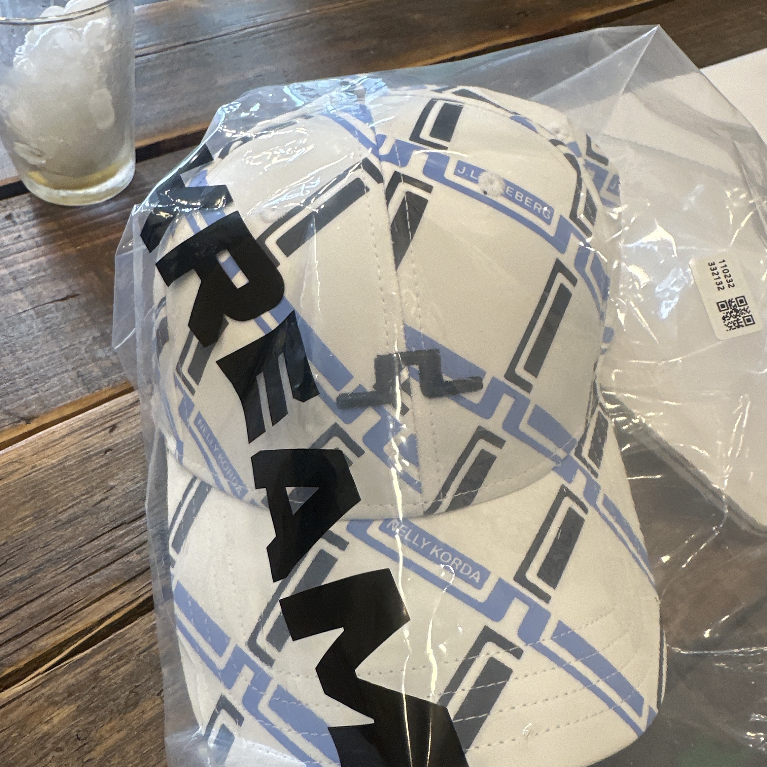 J.Lindeberg NK x JL Golf Cap White 착용 스타일