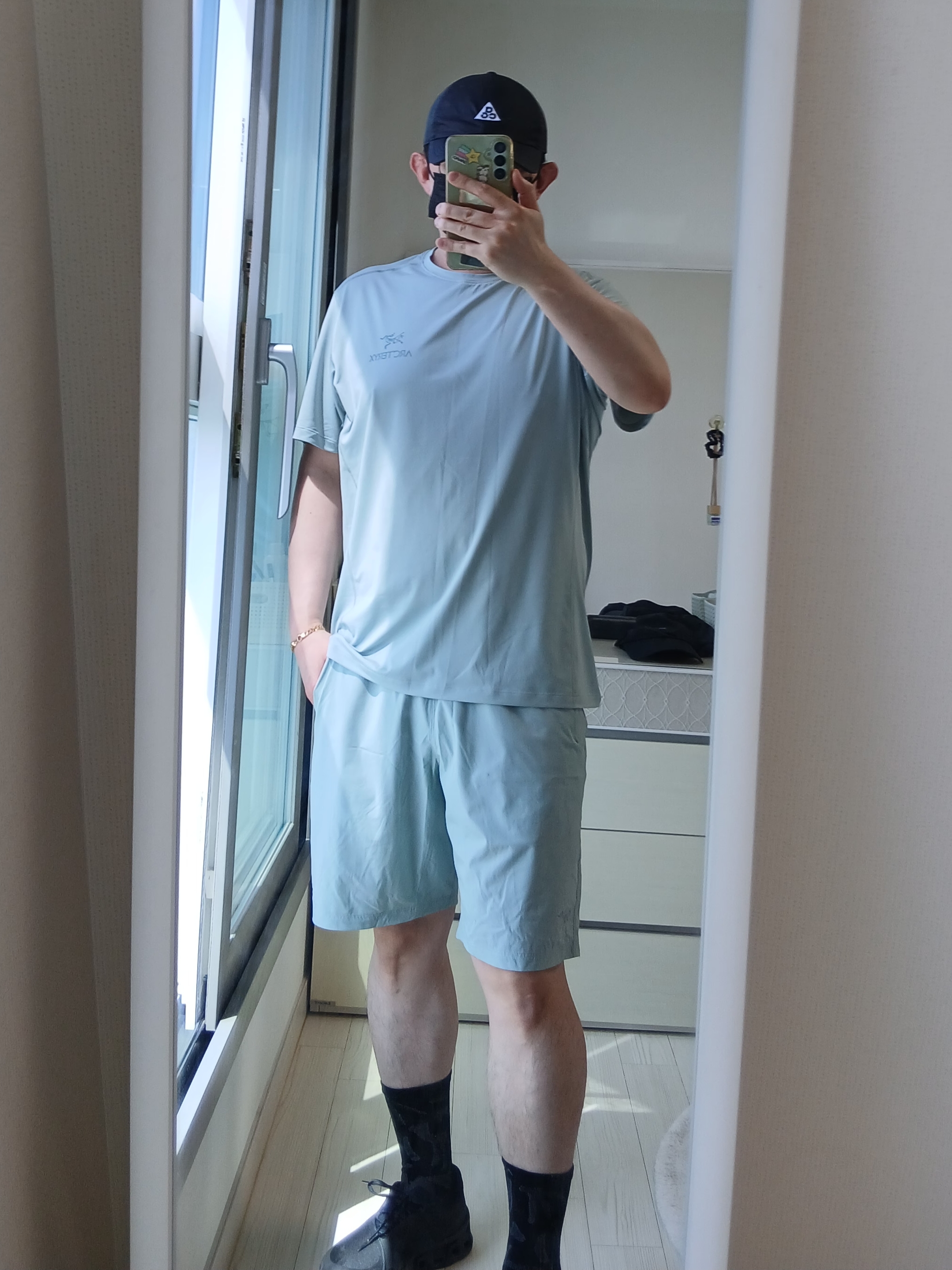 Nike ACG Trail Cap Black, Arc'teryx Motus Arcword Crew SS T-Shirt Stone Green Heather 착용 스타일 - 7