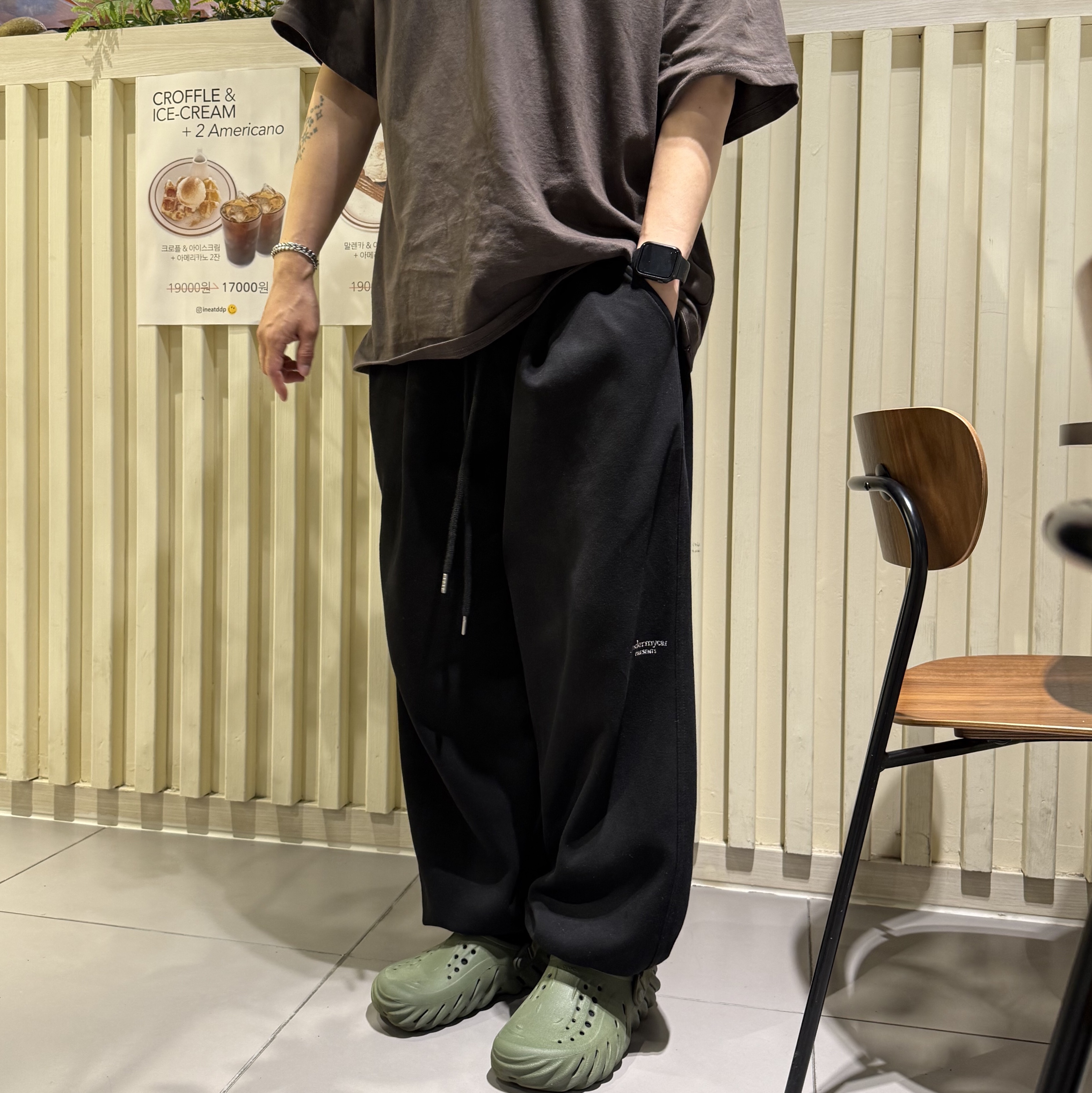 Undermycar Mu.05 Anti Fxxking Logo Play Oversized T-Shirts Asphalt 착용 스타일 - 2