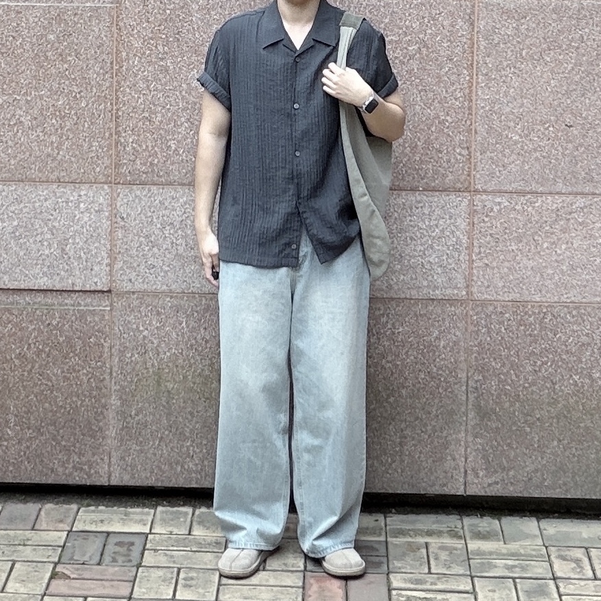 Clarks Desert Trek Taupe Nubuck, PERENN Washed Cotton Shoulder Bag Sage 착용 스타일 - 2