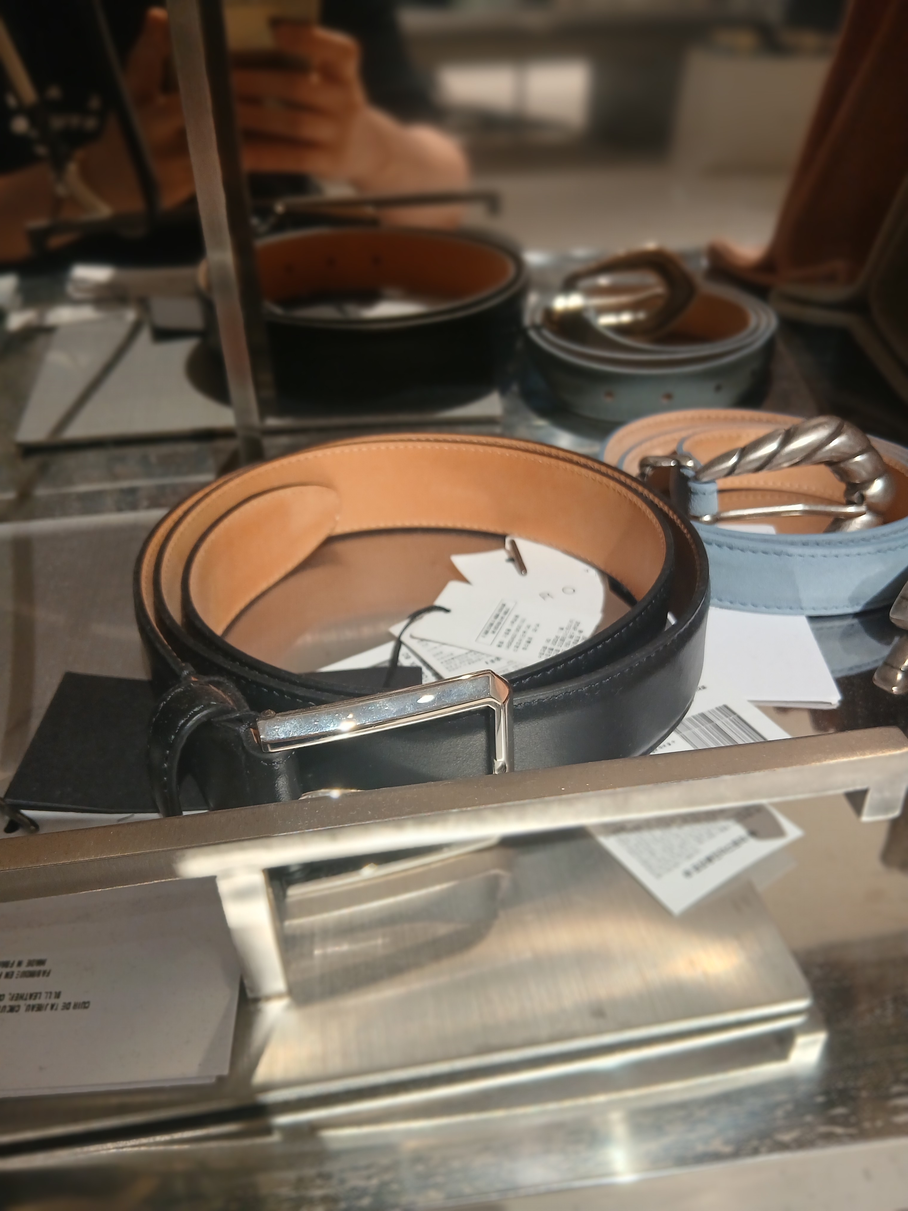 Iro Leonid Belt Black 착용 스타일 - 9