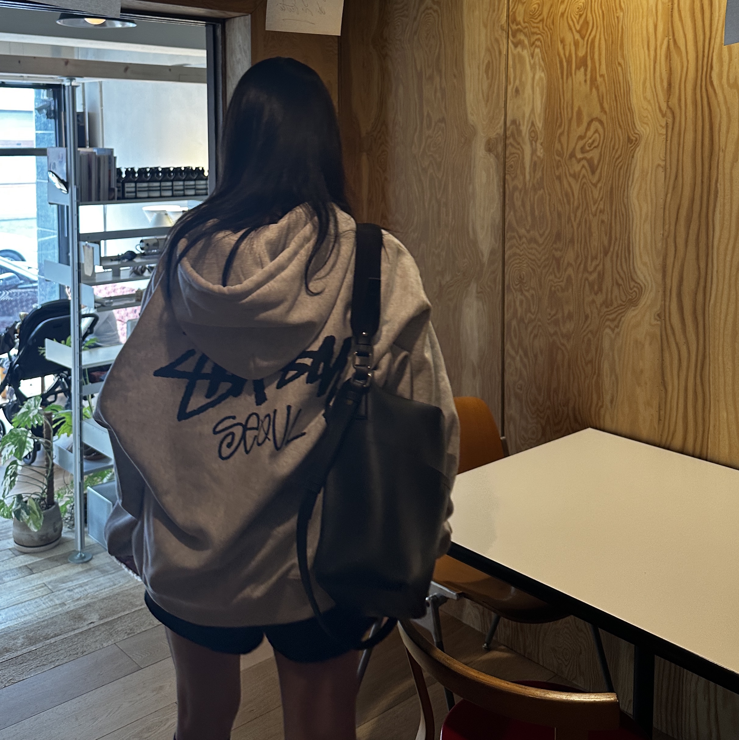 (W) Nike Shox TL Black and Max Orange, Stussy Stock Seoul Zip Hood Ash Heather 착용 스타일 - 2