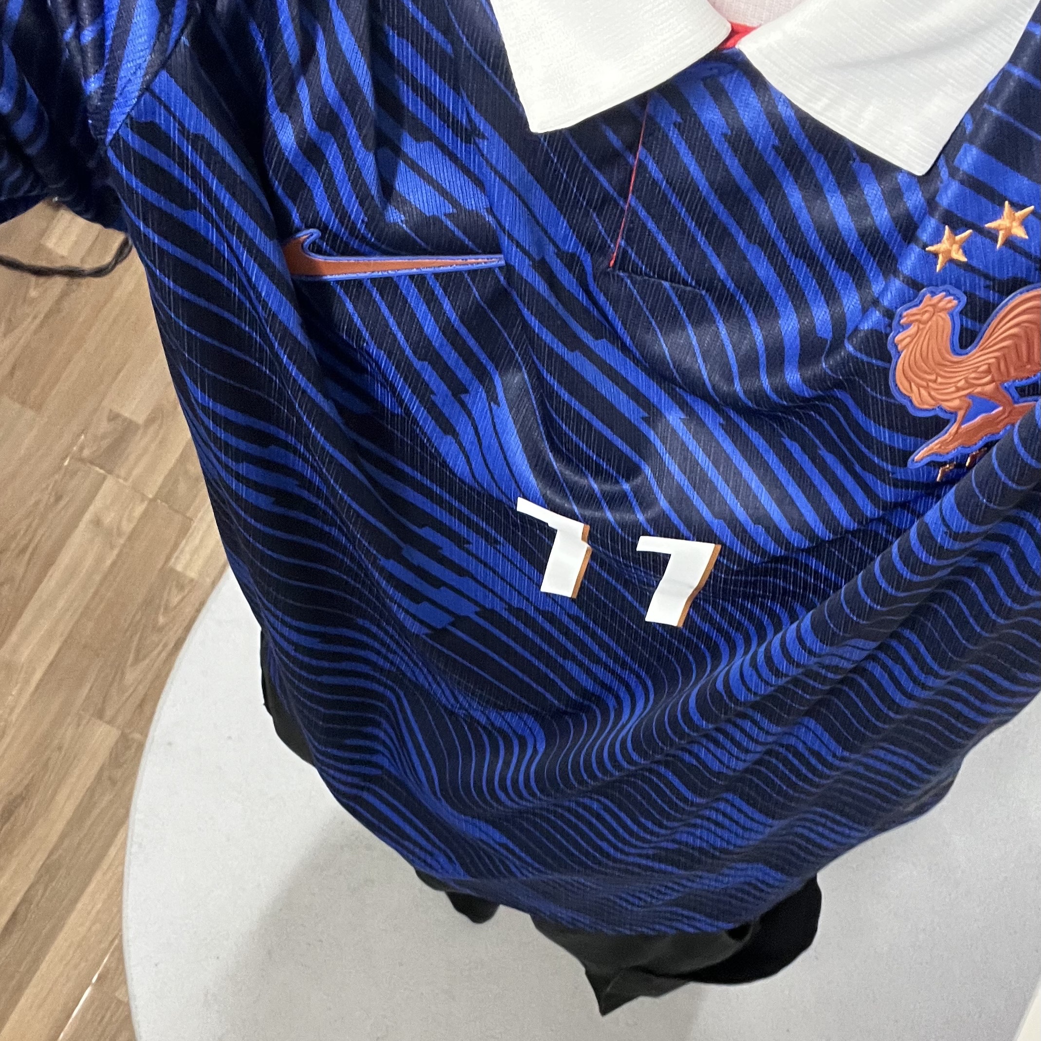 Nike France 2024/25 Dri-Fit Stadium Home Replica Jersey Bright Blue (Non Marking Ver.), Nike France National Team 2026 Stadium Home Dri-Fit Soccer Jersey Game Royal Blackened Blue (IB5300-480) (Non Marking Ver.) 착용 스타일 - 2
