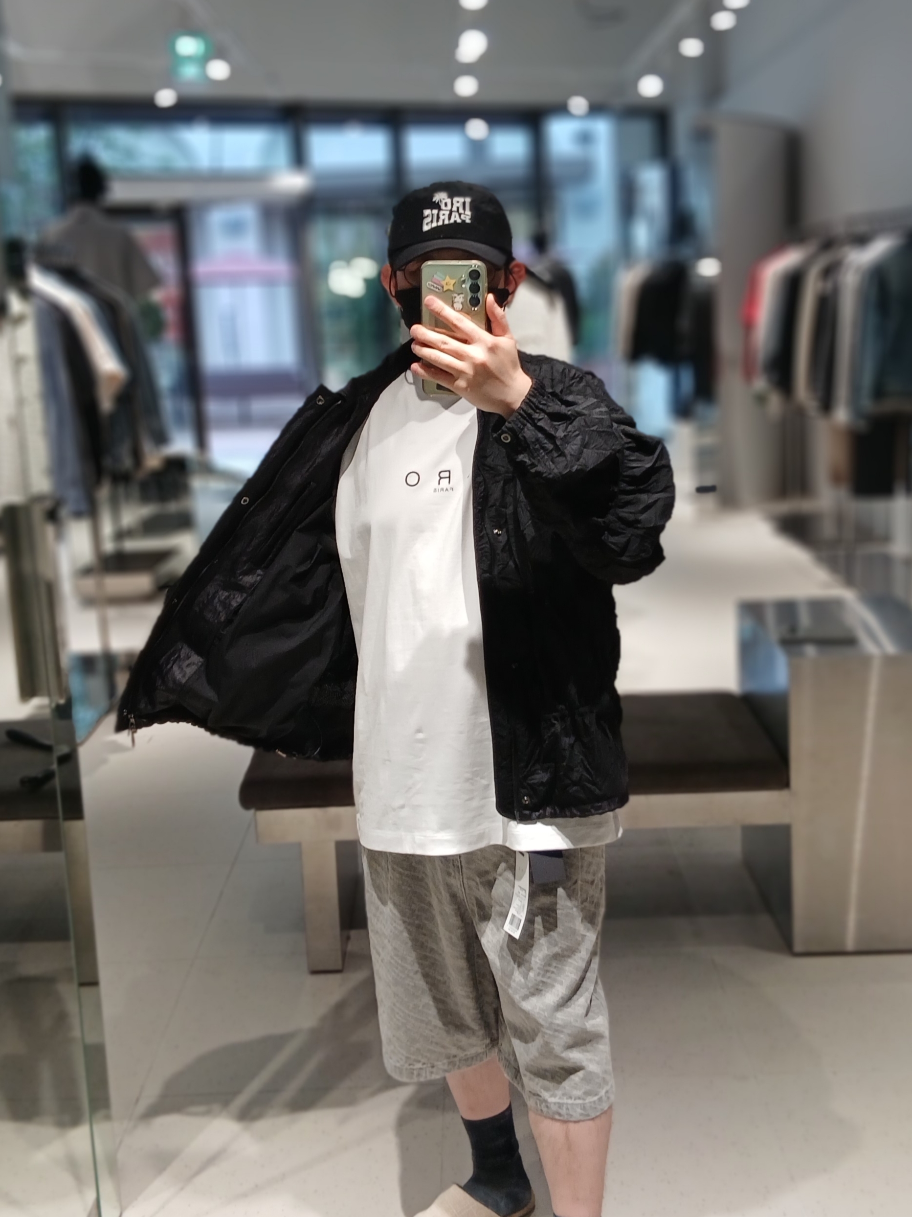 Iro Caliopal Two-Pintuck Light Denim Short Pants Gray, Iro Palmtree Nylon Ball Cap Navy 착용 스타일 - 9