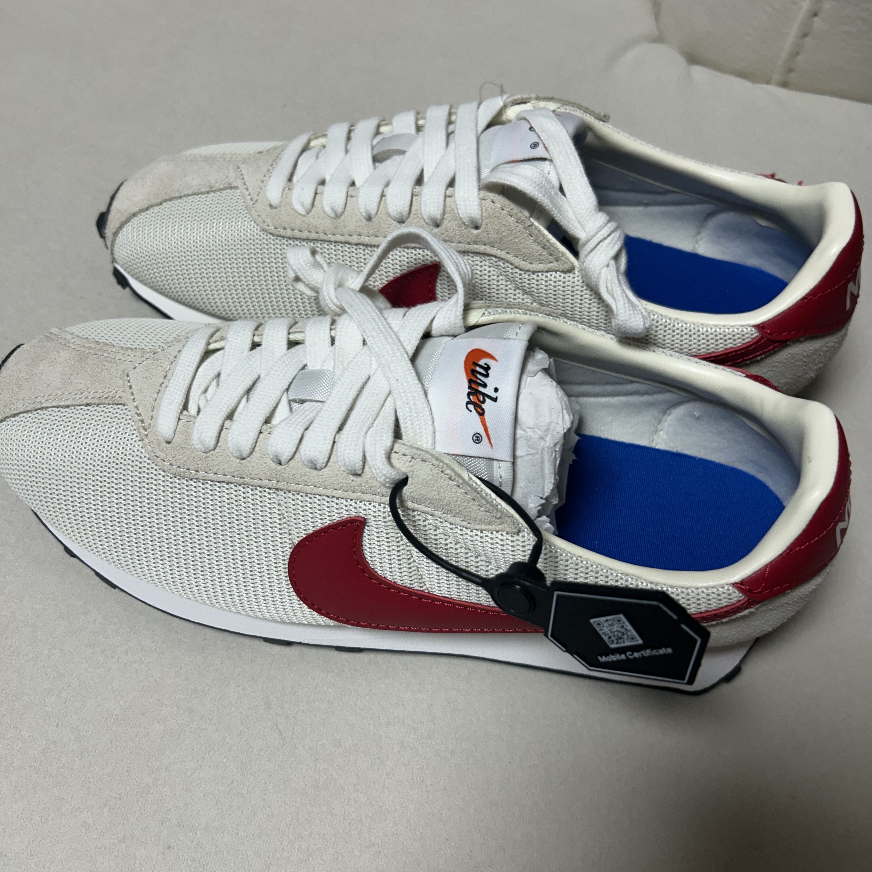 (W) Nike LD-1000 Coconut Milk Sail 착용 스타일