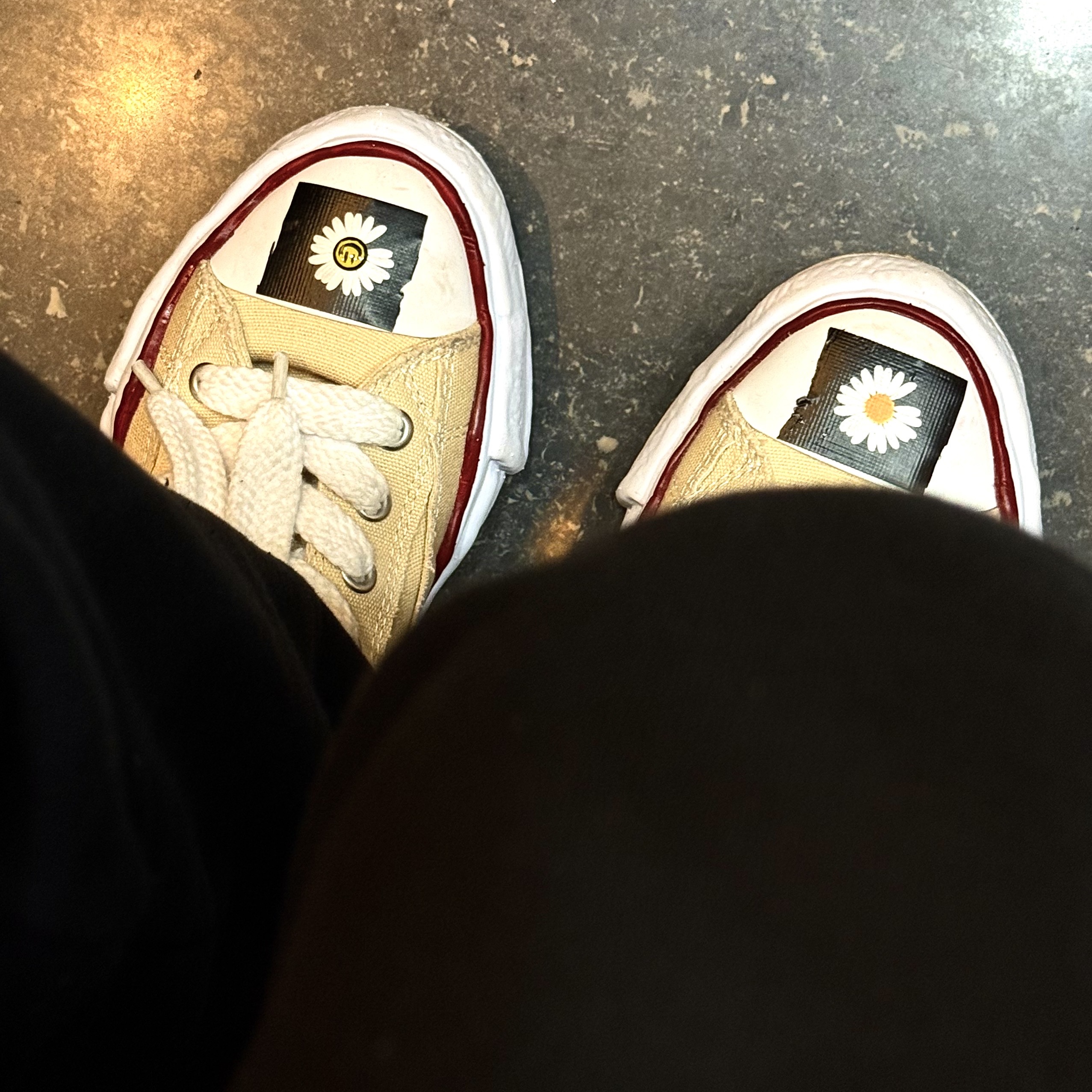 Maison Mihara Yasuhiro Peterson OG Sole Canvas Low-top Sneakers Natural 착용 스타일