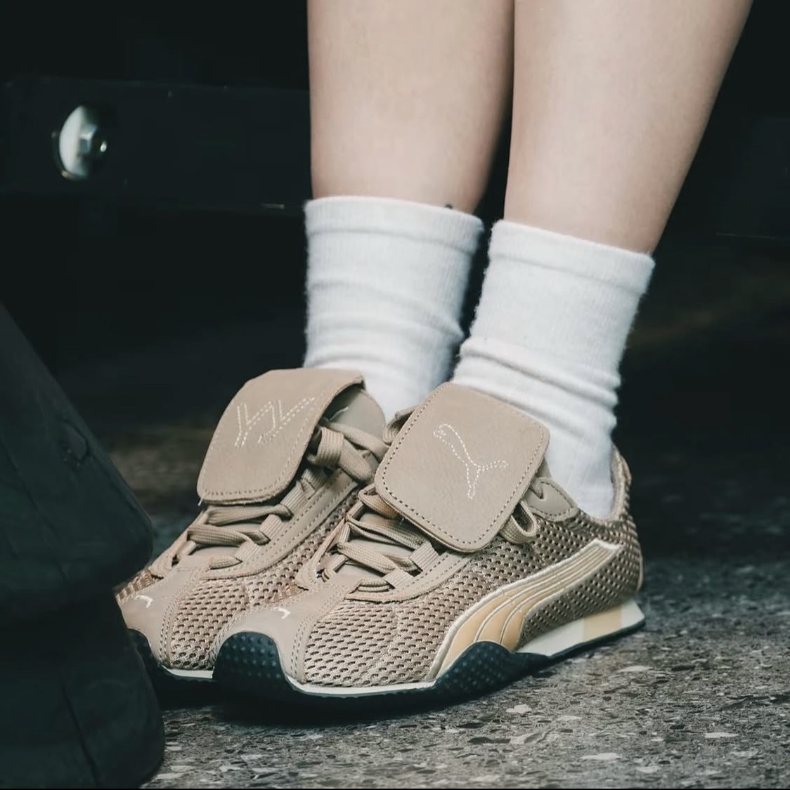 Puma x Open Yy H-street Oak Branch Creamy Vanilla 착용 스타일 - 3