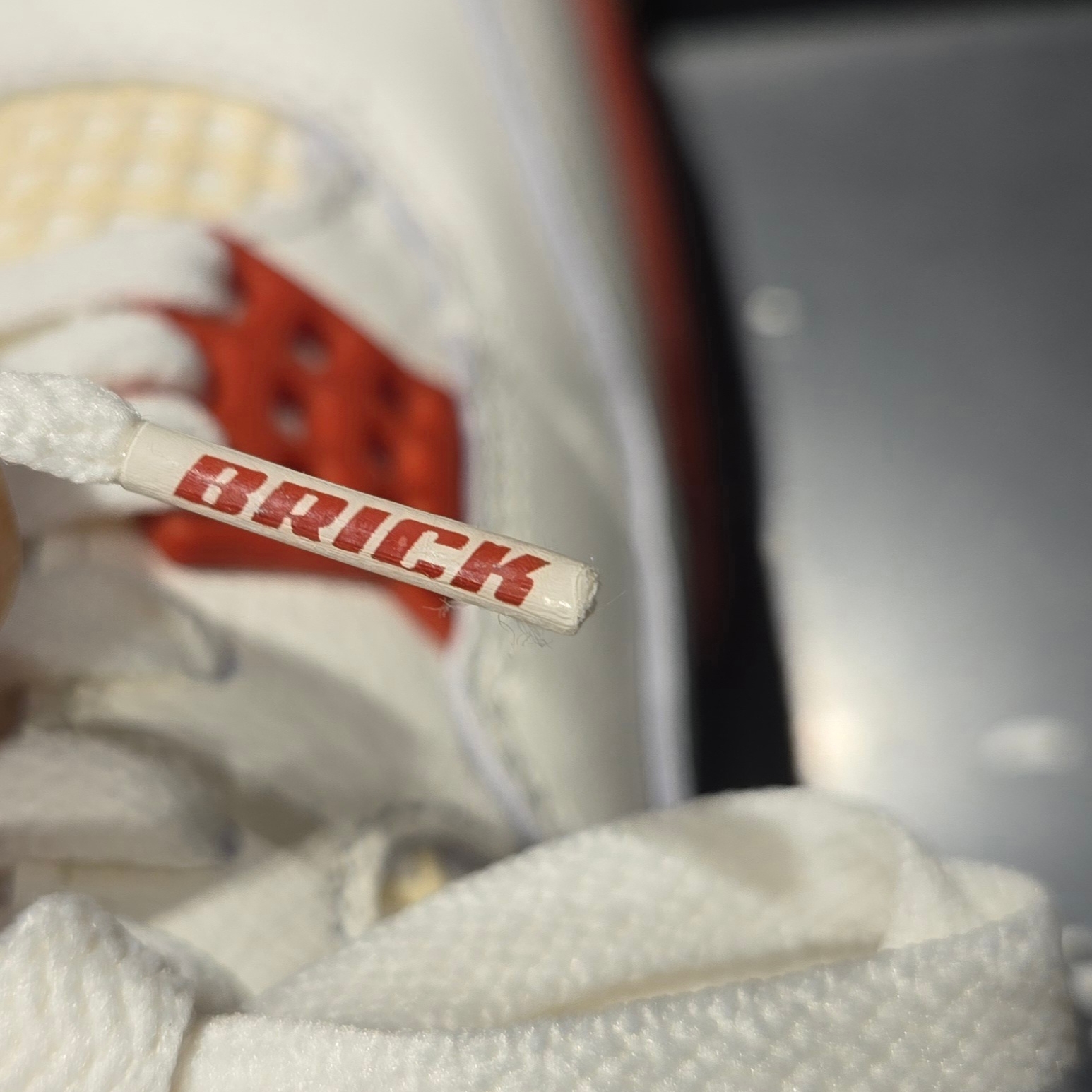 Jordan 4 x Nigel Sylvester Retro OG Brick After Brick 착용 스타일 - 4