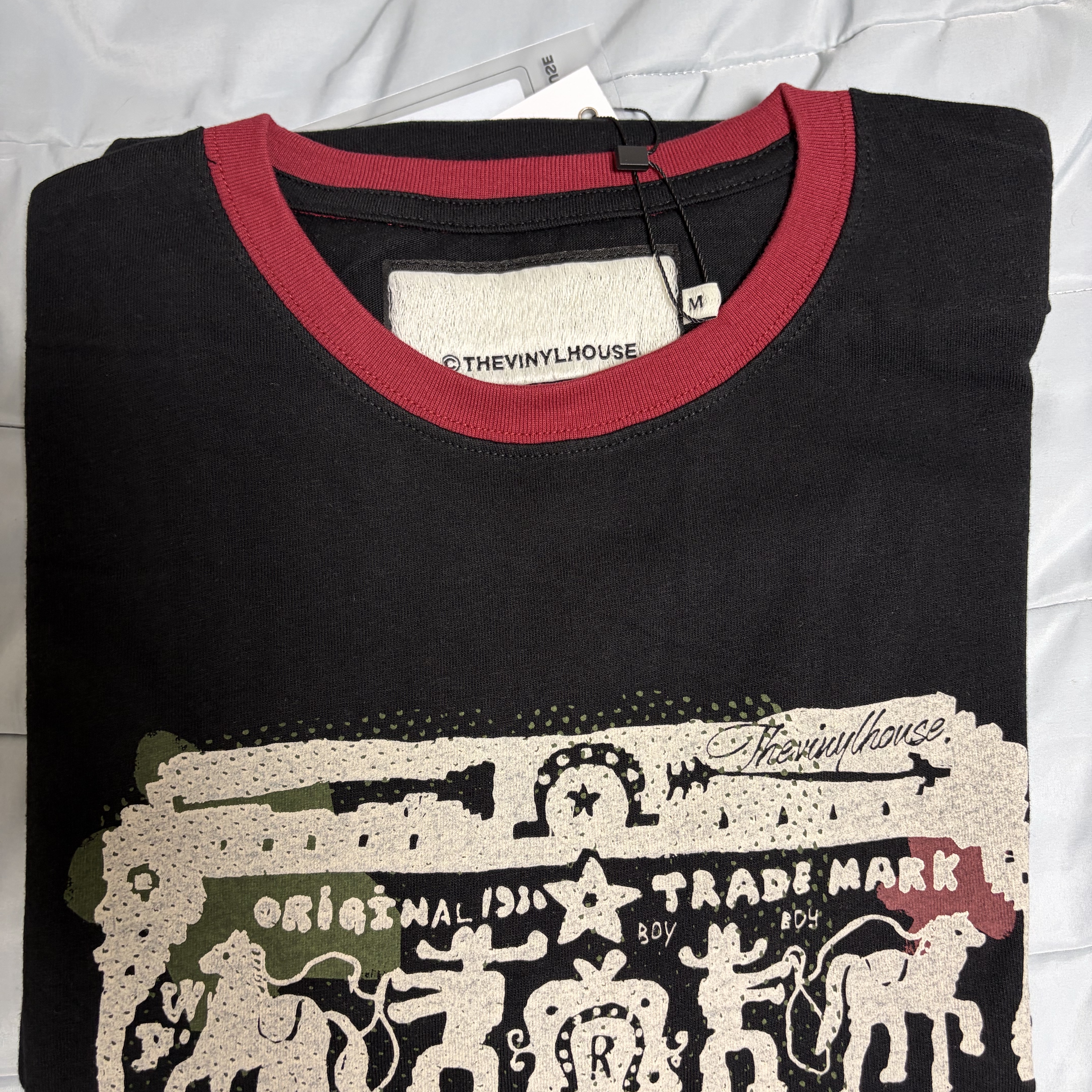 [KREAM 단독] Thevinylhouse Cowboy Pictogram Ringer Tee Black 착용 스타일