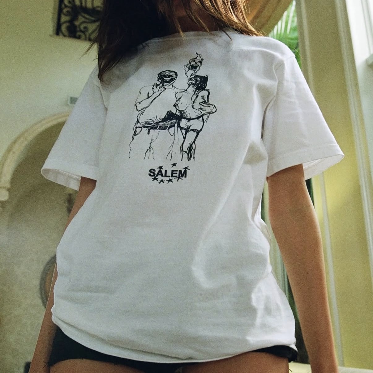 Supreme x Salem T-Shirt White - 26SS 착용 스타일