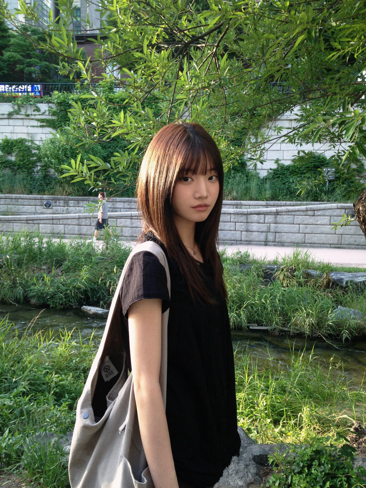 COYSEIO Fringe Shirring Blouse Black, Dr. Martens 1461 Smooth Black 착용 스타일 - 2