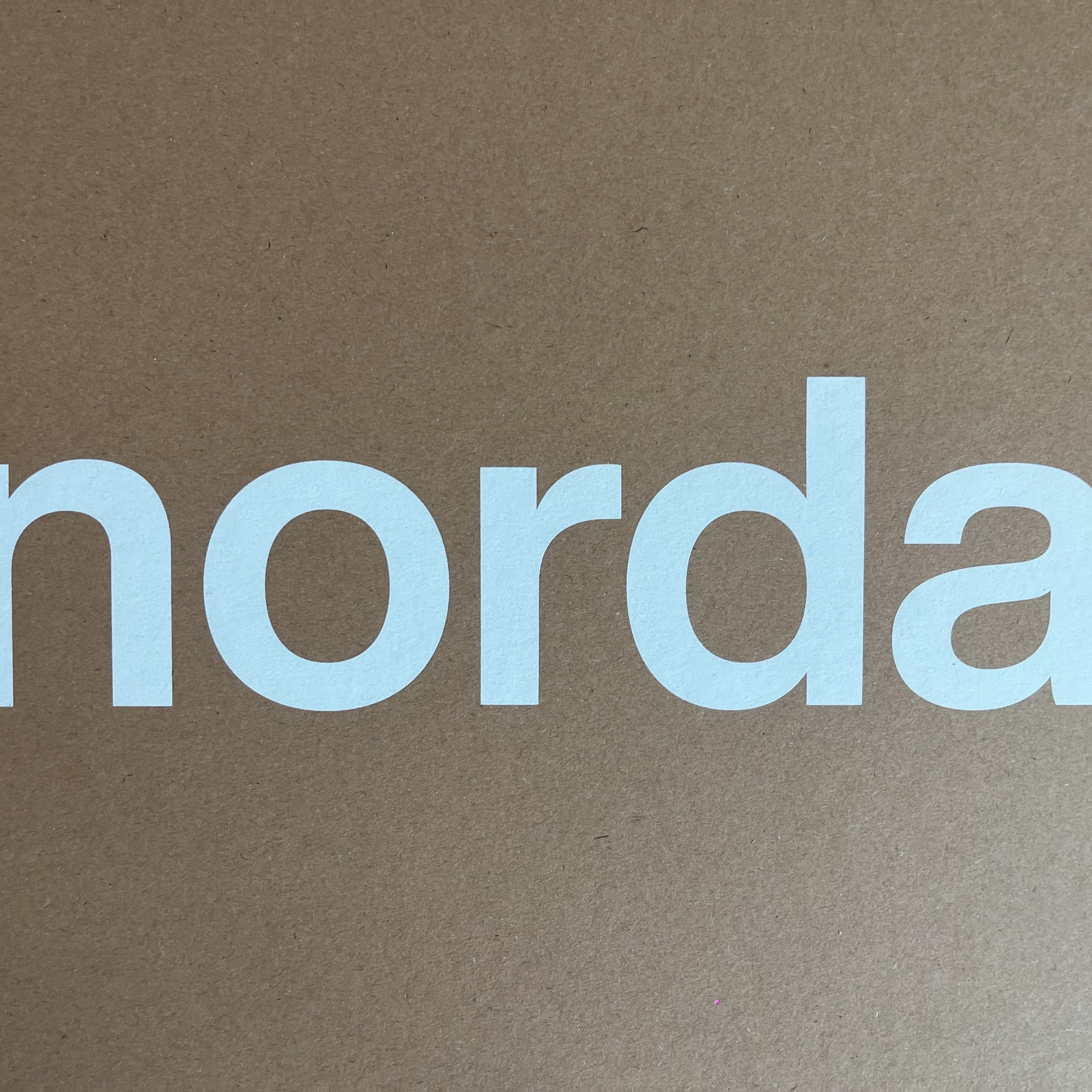 Norda 001/A Stealth Black 착용 스타일 - 1
