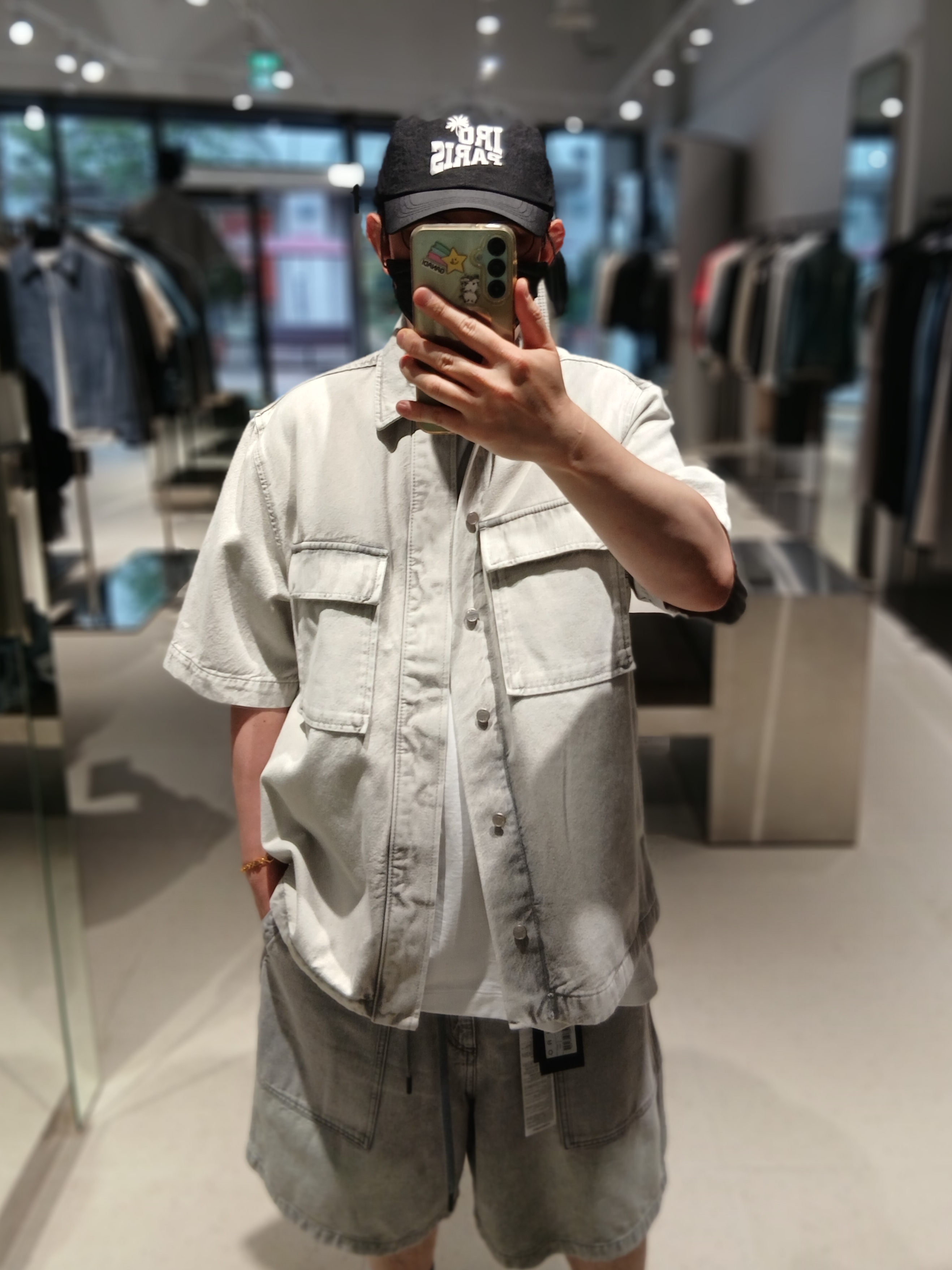 Iro Palmtree Nylon Ball Cap Navy, Iro Yoko Basic Short-Sleeved T-Shirt White 착용 스타일 - 4