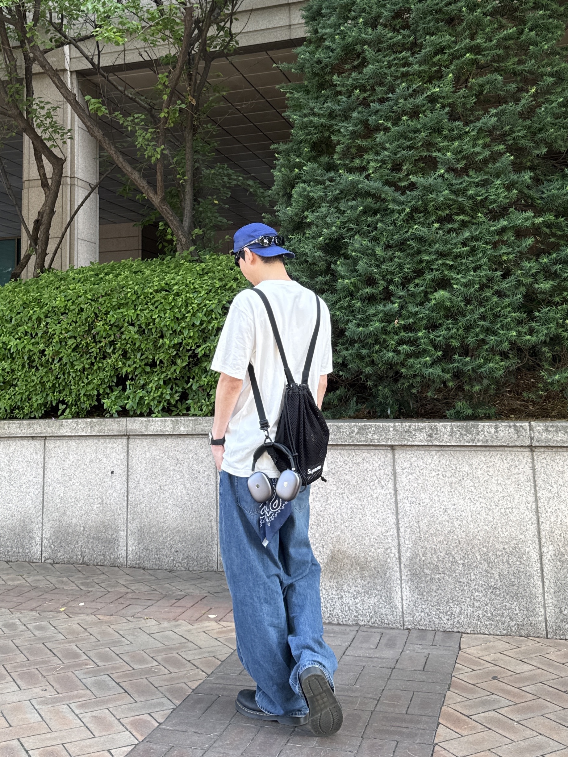 Dr. Martens 1461 Ambassador Black, (W) Uniqlo Baggy Curve Jeans Short Blue - JP 착용 스타일 - 2