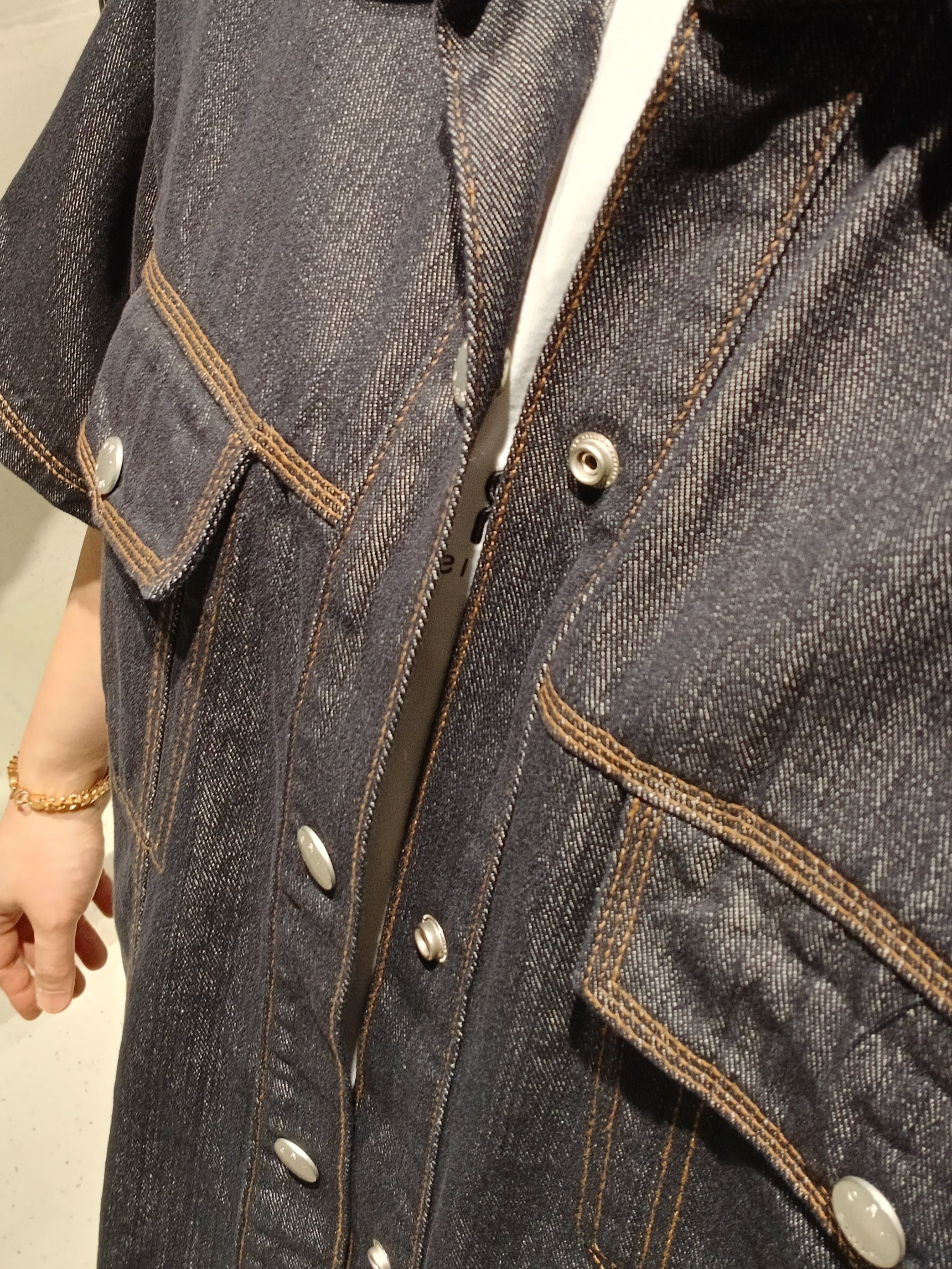 Iro Caliopal Two-Pintuck Light Denim Short Pants Gray, Iro Palmtree Nylon Ball Cap Navy 착용 스타일 - 3