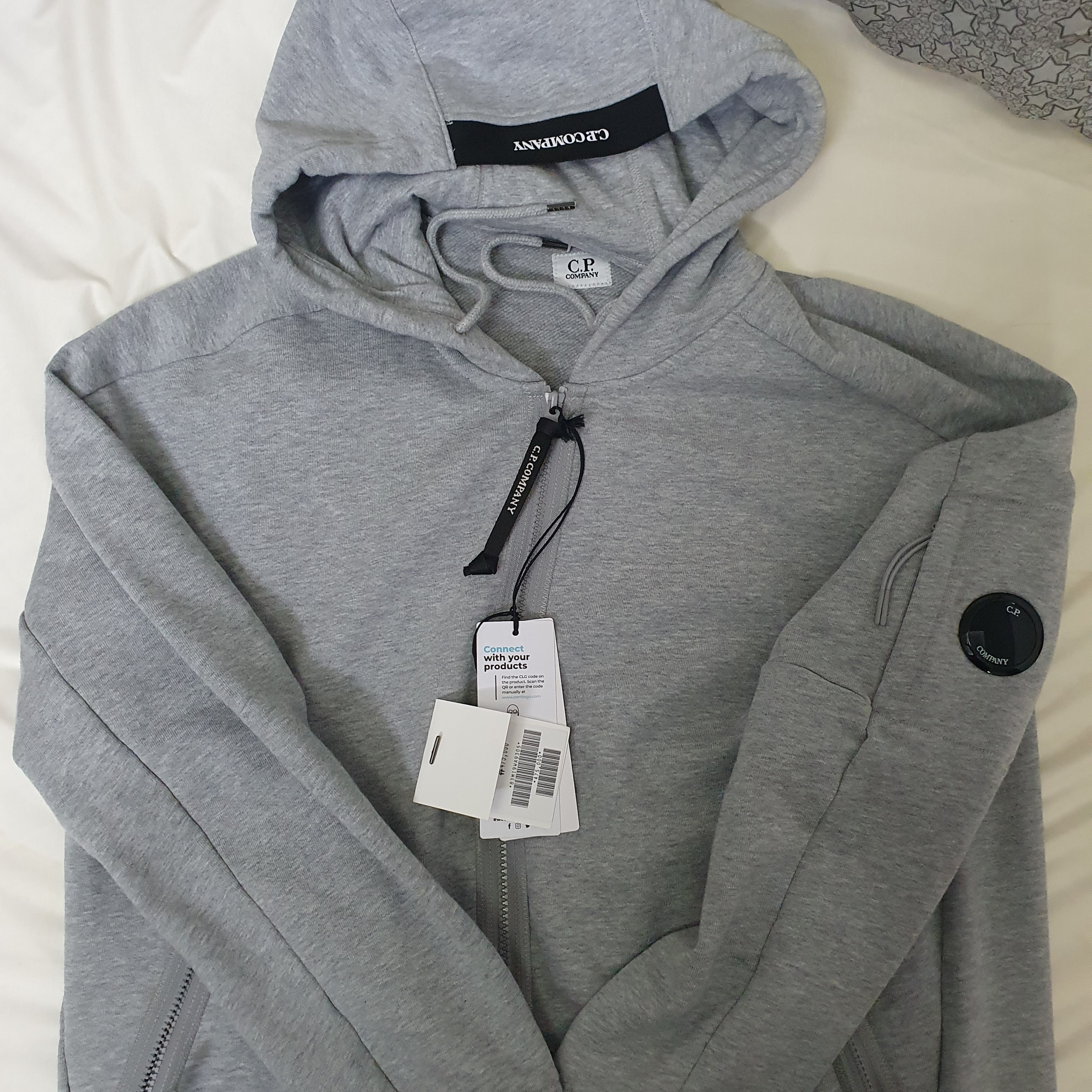 C.P. Company Diagonal Raised Fleece Zipped Hooded Sweatshirt Greystone Melange - 24FW, C.P. Company Diagonal Raised Fleece Zipped Lens Hoodie Grey Melange - 23FW 착용 스타일