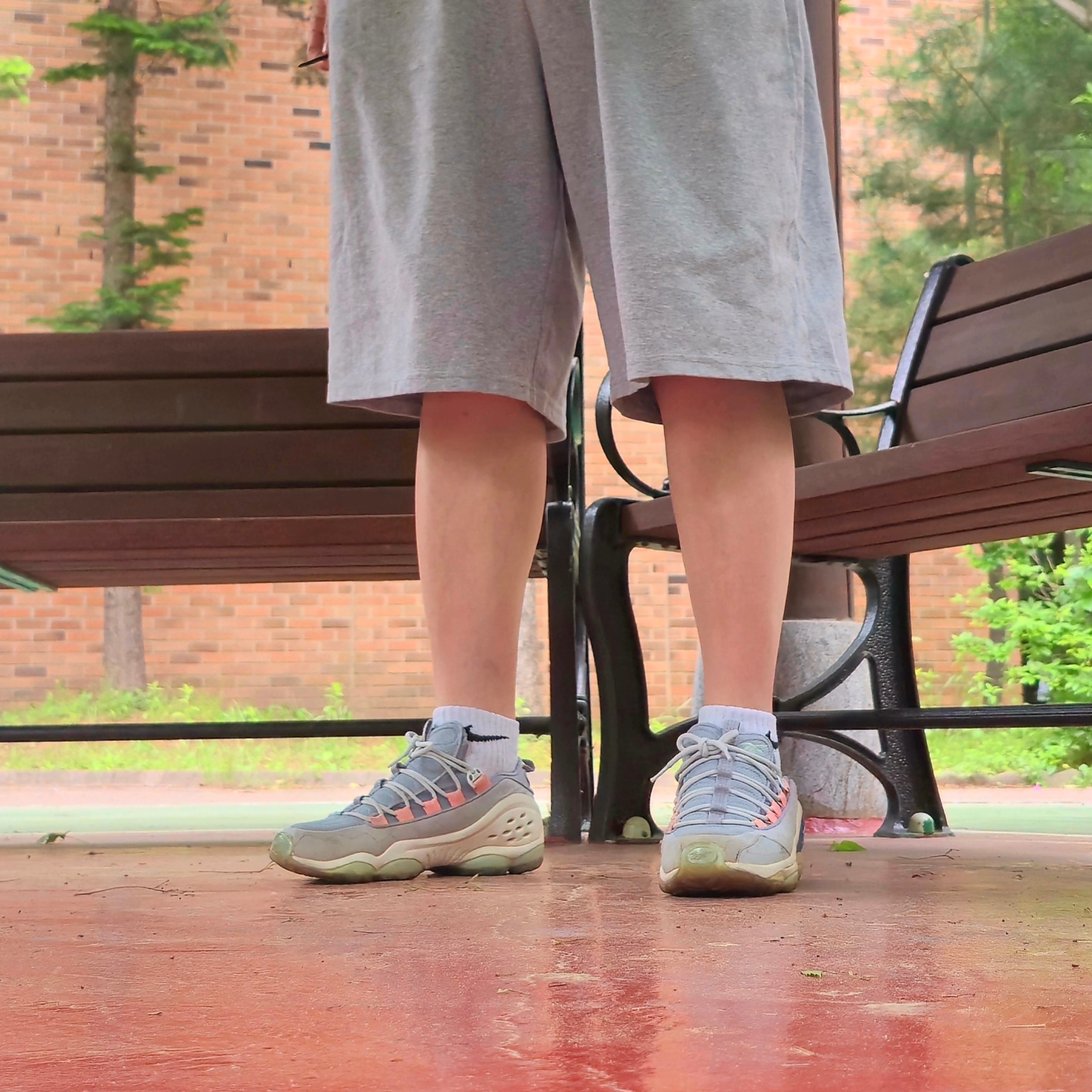Reebok DMX Run 10 Blue Cherry 착용 스타일