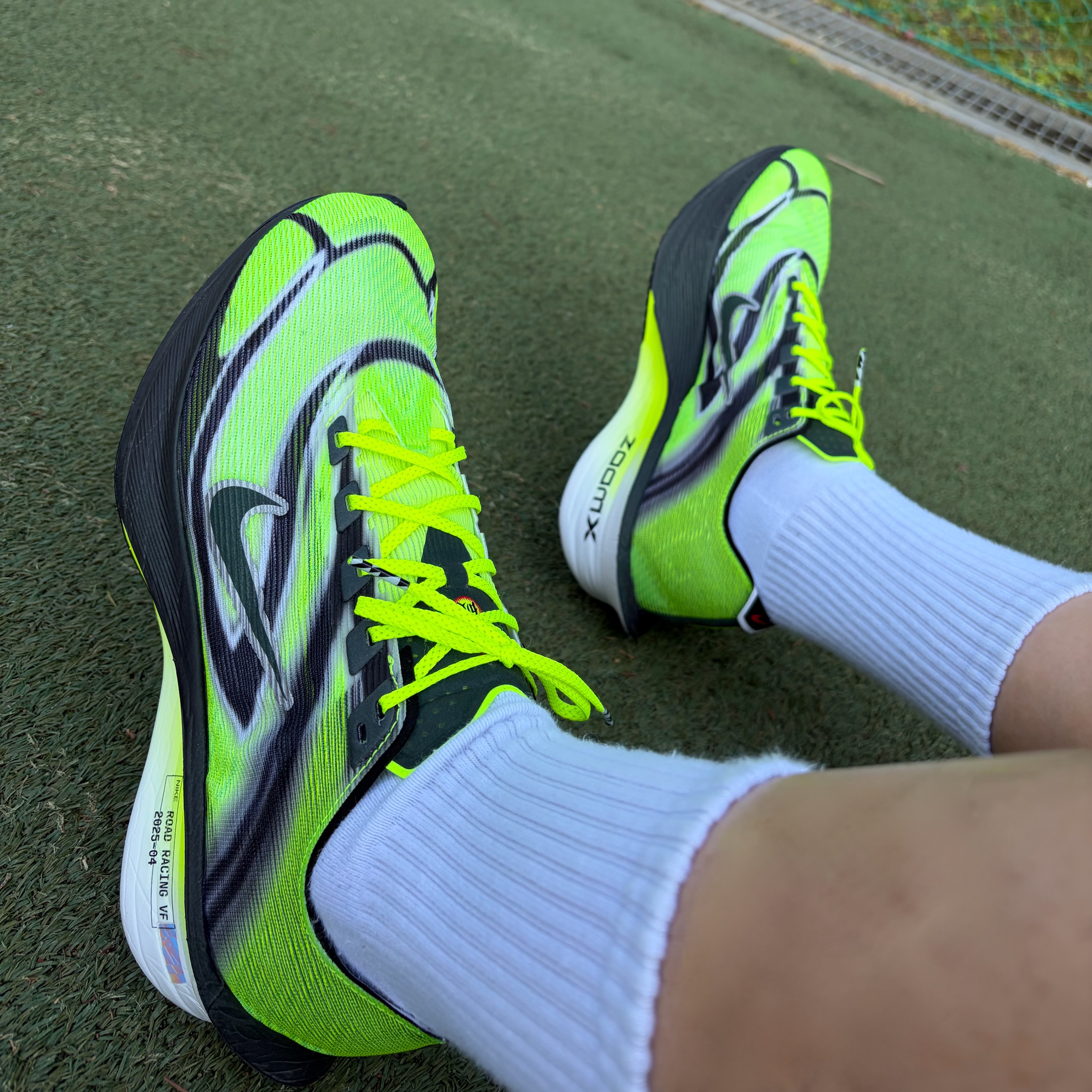 Nike ZoomX Vaporfly Next% 4 Ekiden Pack Multicolor Black 착용 스타일