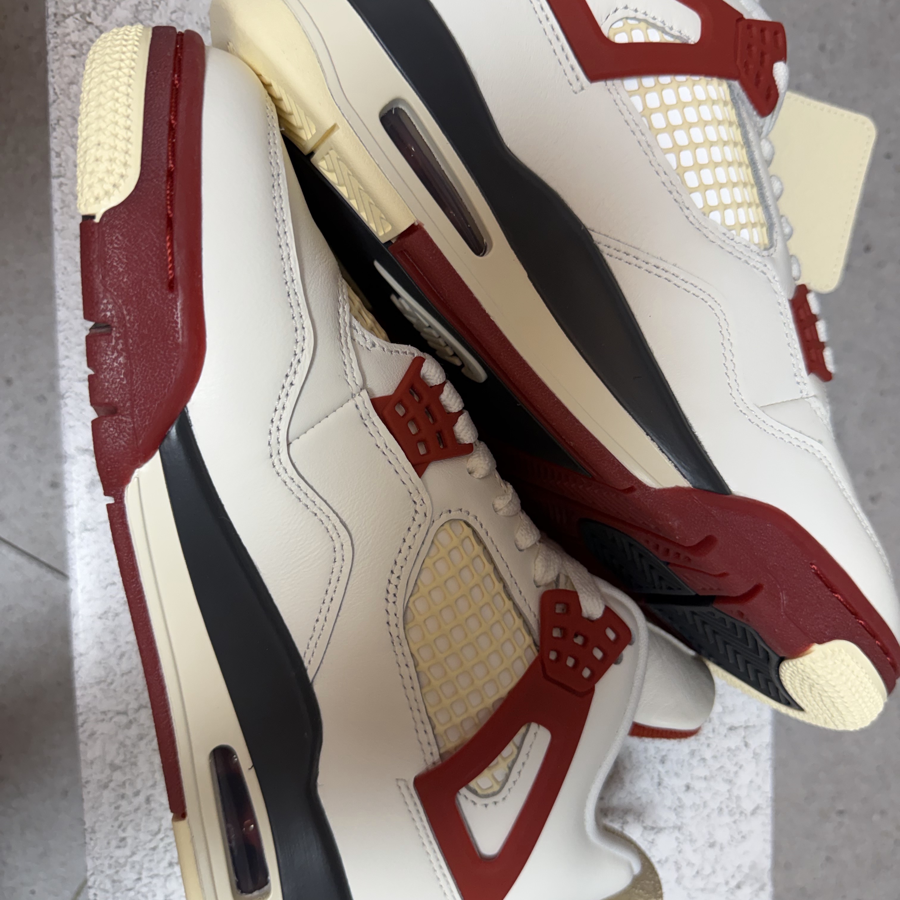 Jordan 4 x Nigel Sylvester Retro OG Brick After Brick 착용 스타일 - 7