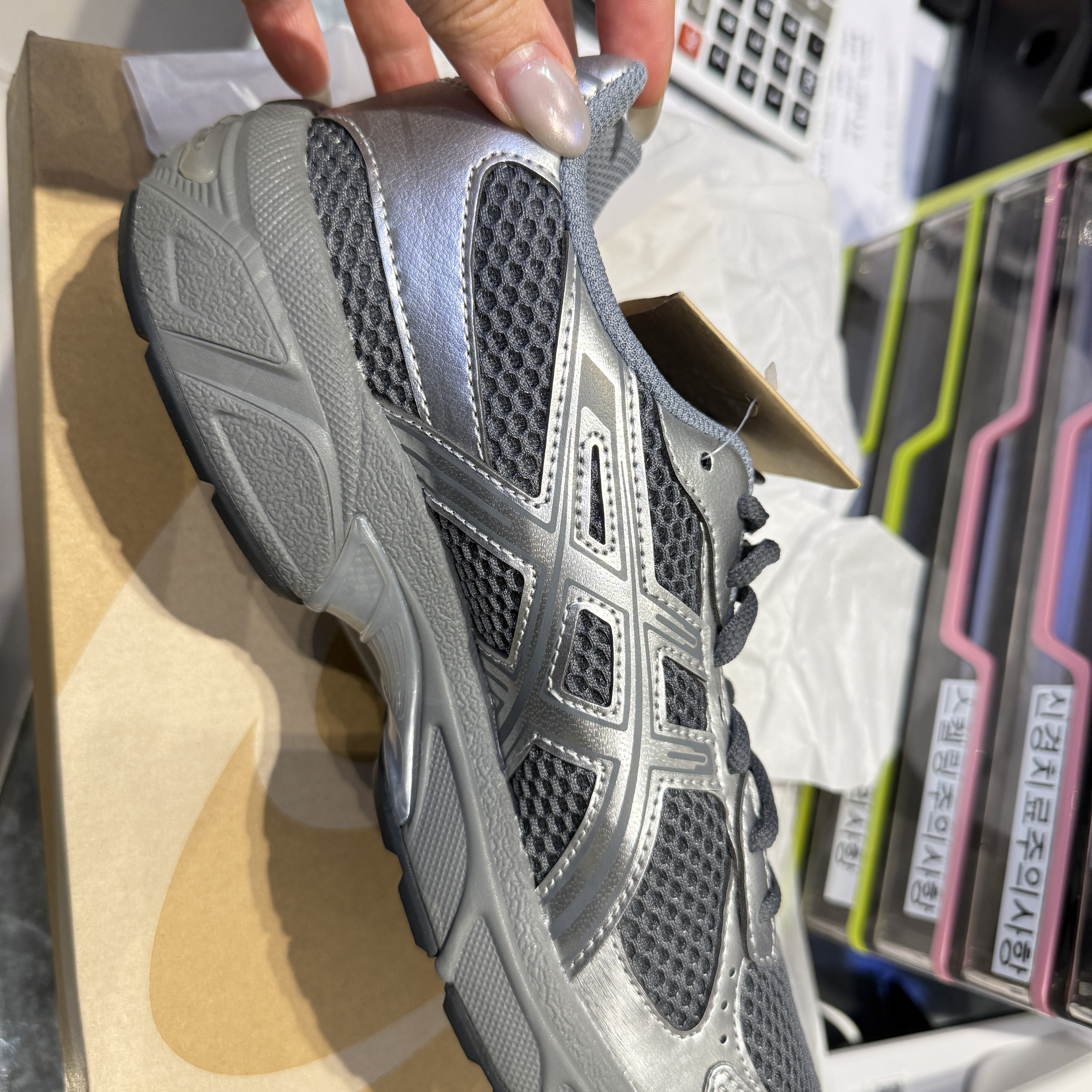 Asics Gel-1130 Steel Grey Pure Silver 착용 스타일 - 2
