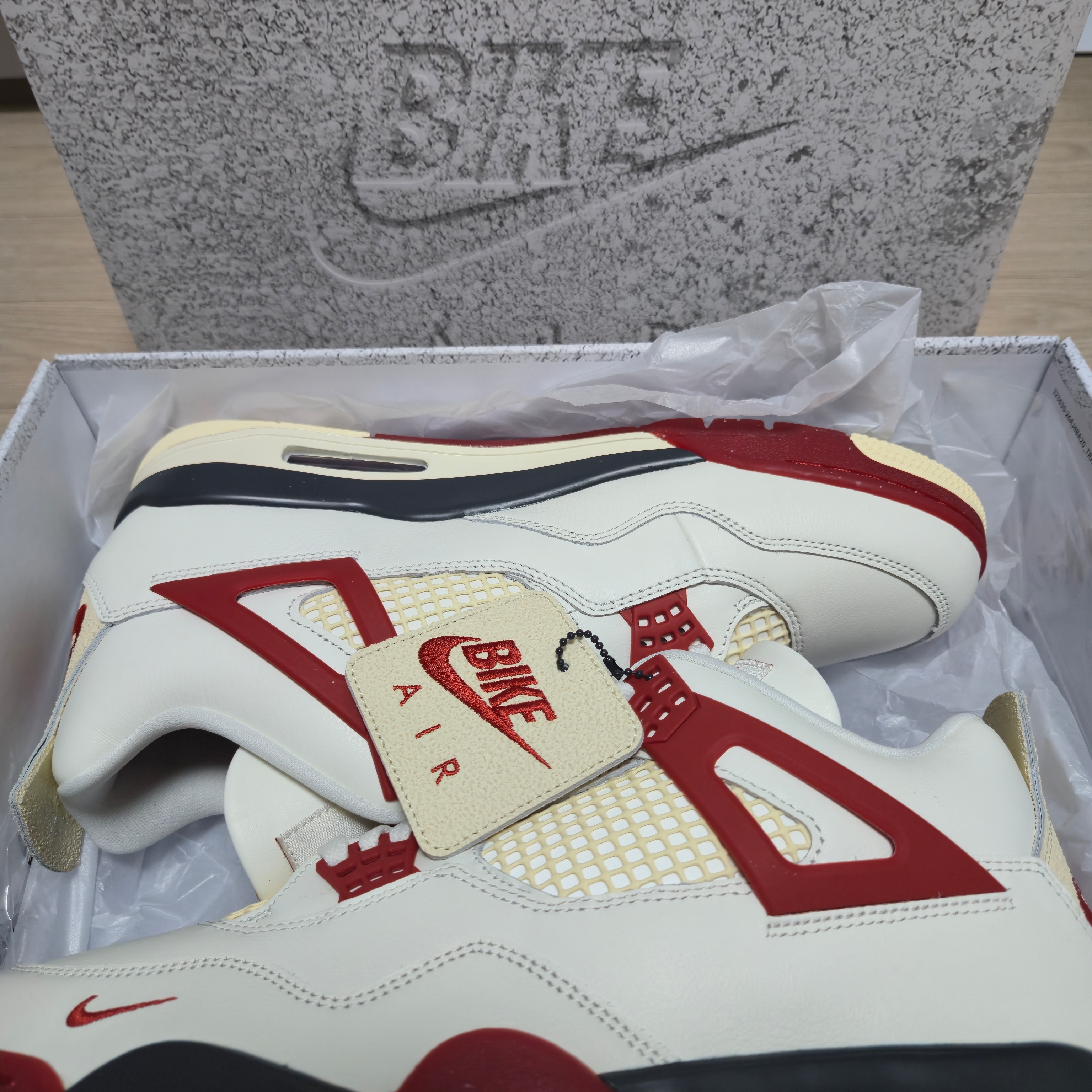 Jordan 4 x Nigel Sylvester Retro OG Brick After Brick 착용 스타일