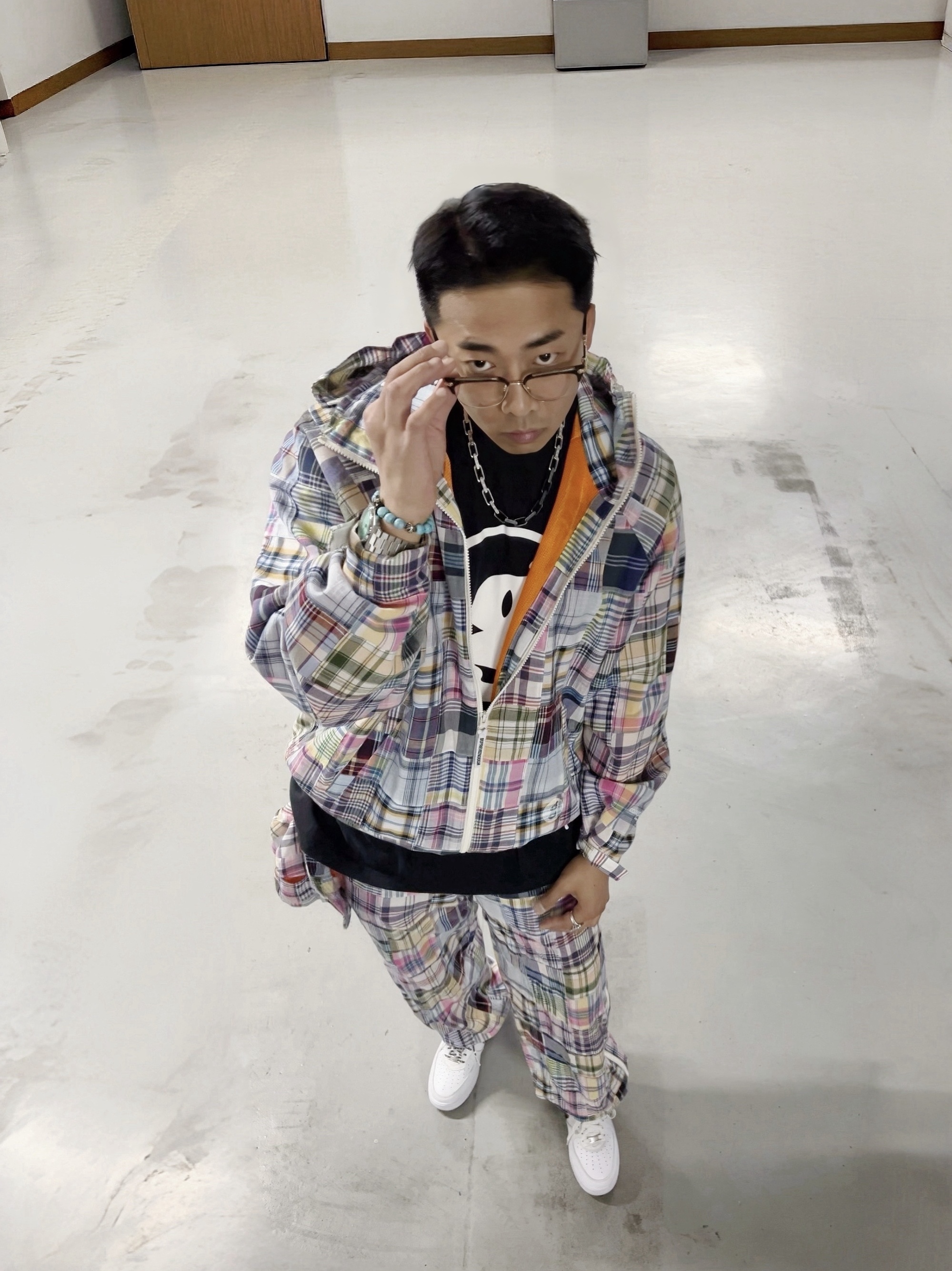Supreme x GOODENOUGH Patchwork Madras Crusher Multicolor - 25SS, Supreme x GOODENOUGH Patchwork Madras Hooded Jacket Multicolor - 25SS 착용 스타일