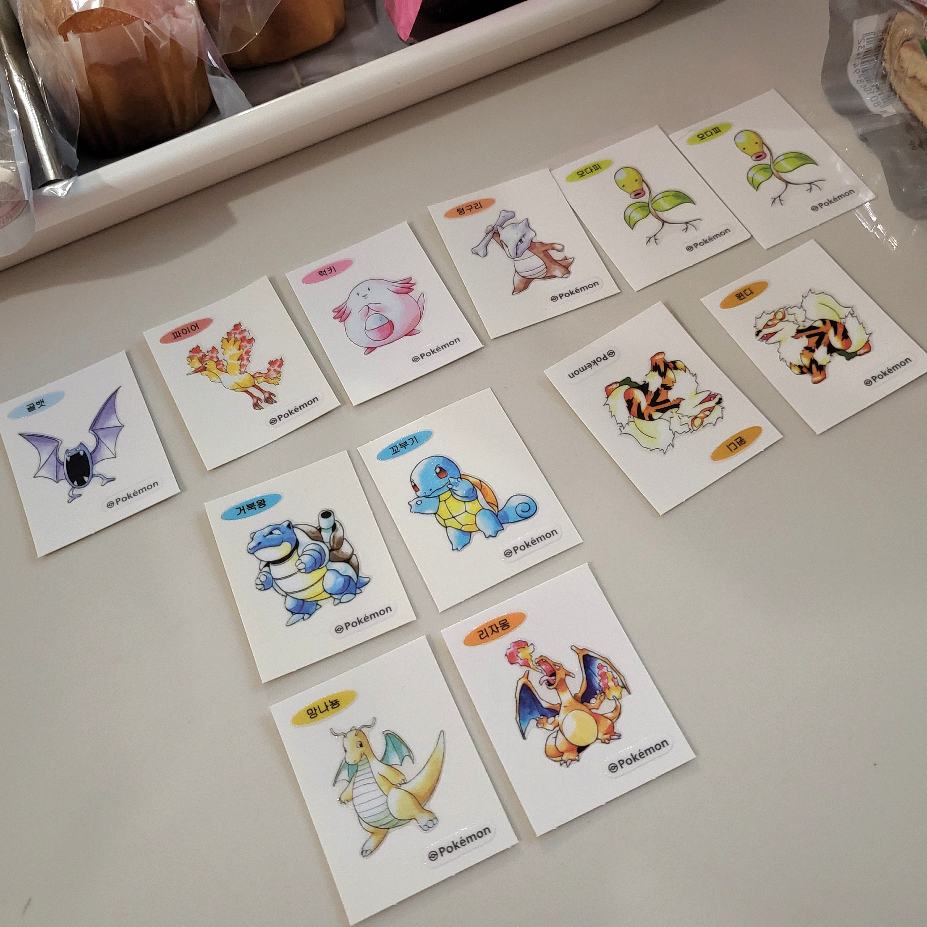 [ScrapBook Event] Samlip Pokémon 30th Anniversary Sticker Bread Variety Pack (5 Types, 12 Packs) 착용 스타일 - 1