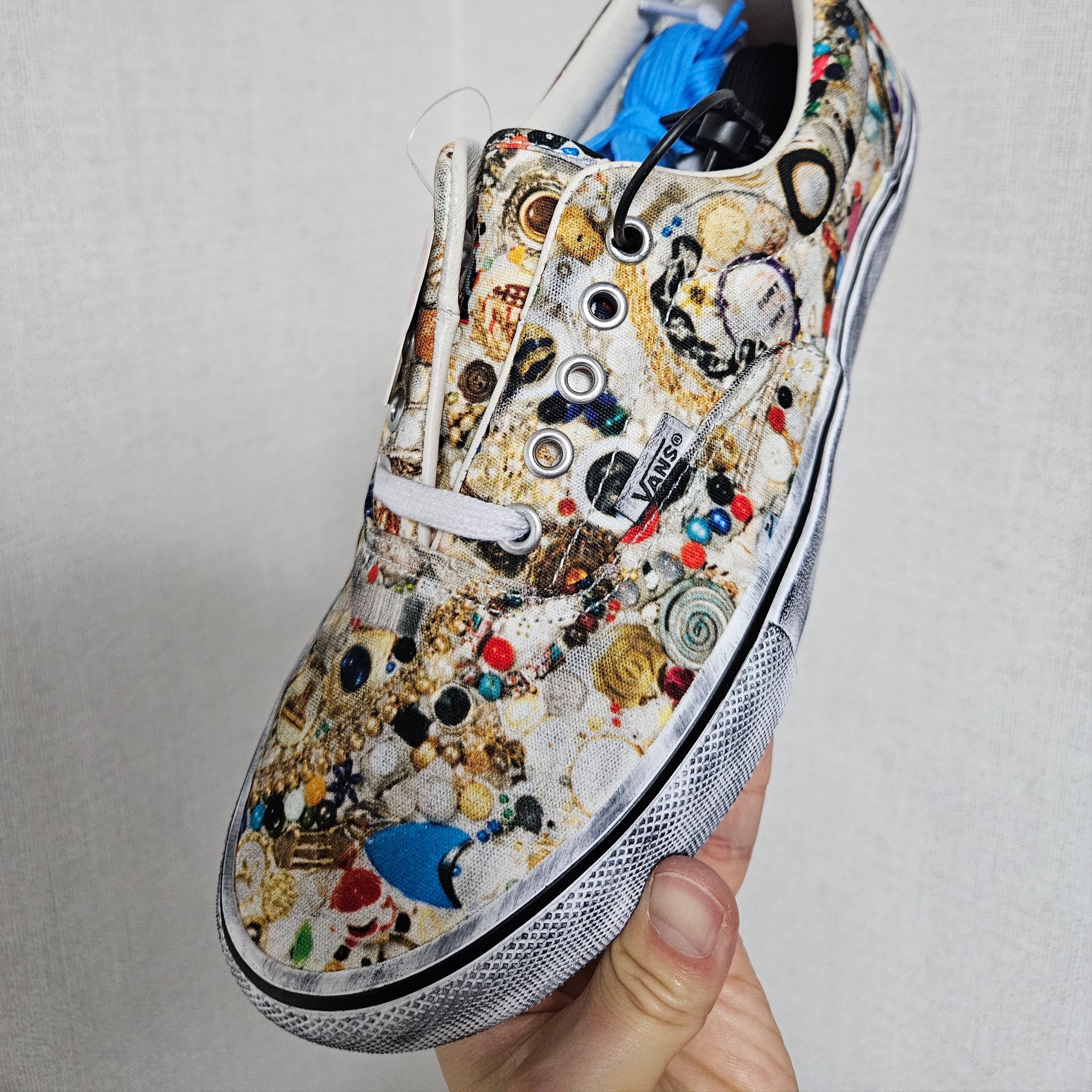 Vans x Supreme x Mike Kelley Era White 착용 스타일 - 1