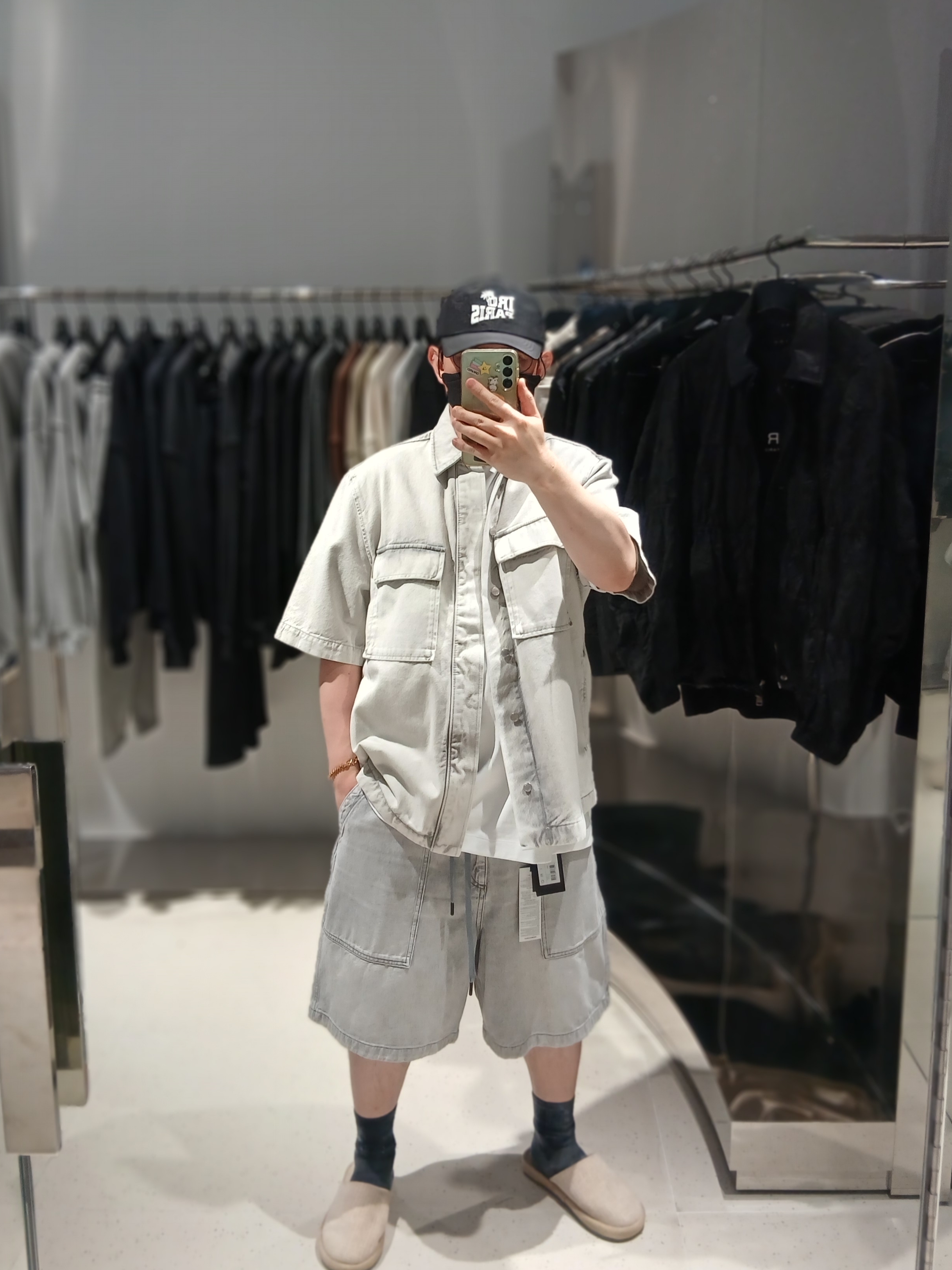 Iro Palmtree Nylon Ball Cap Navy, Iro Yoko Basic Short-Sleeved T-Shirt White 착용 스타일 - 6