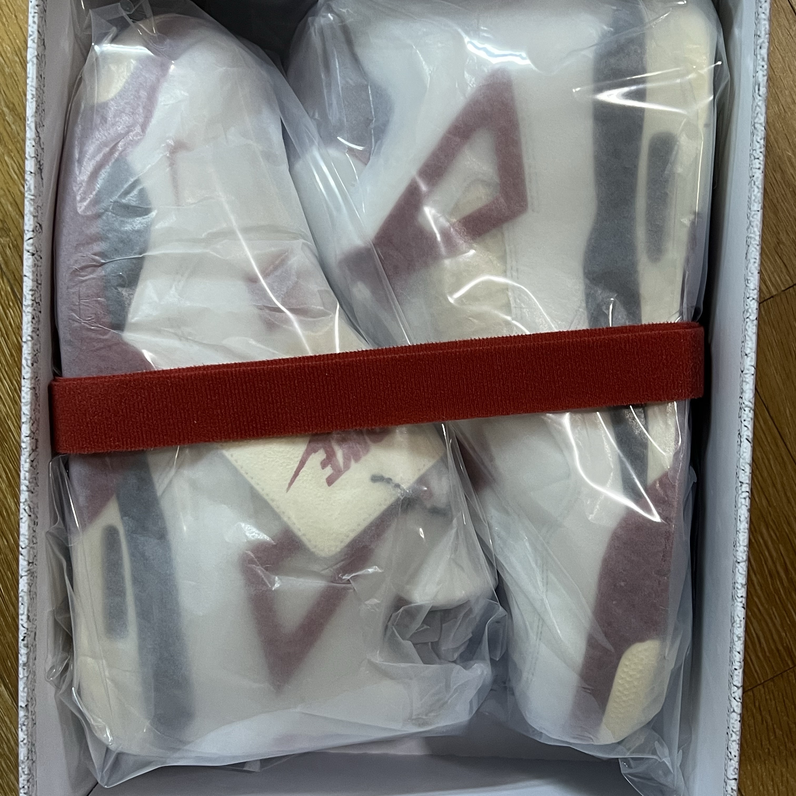 Jordan 4 x Nigel Sylvester Retro OG Brick After Brick 착용 스타일 - 1