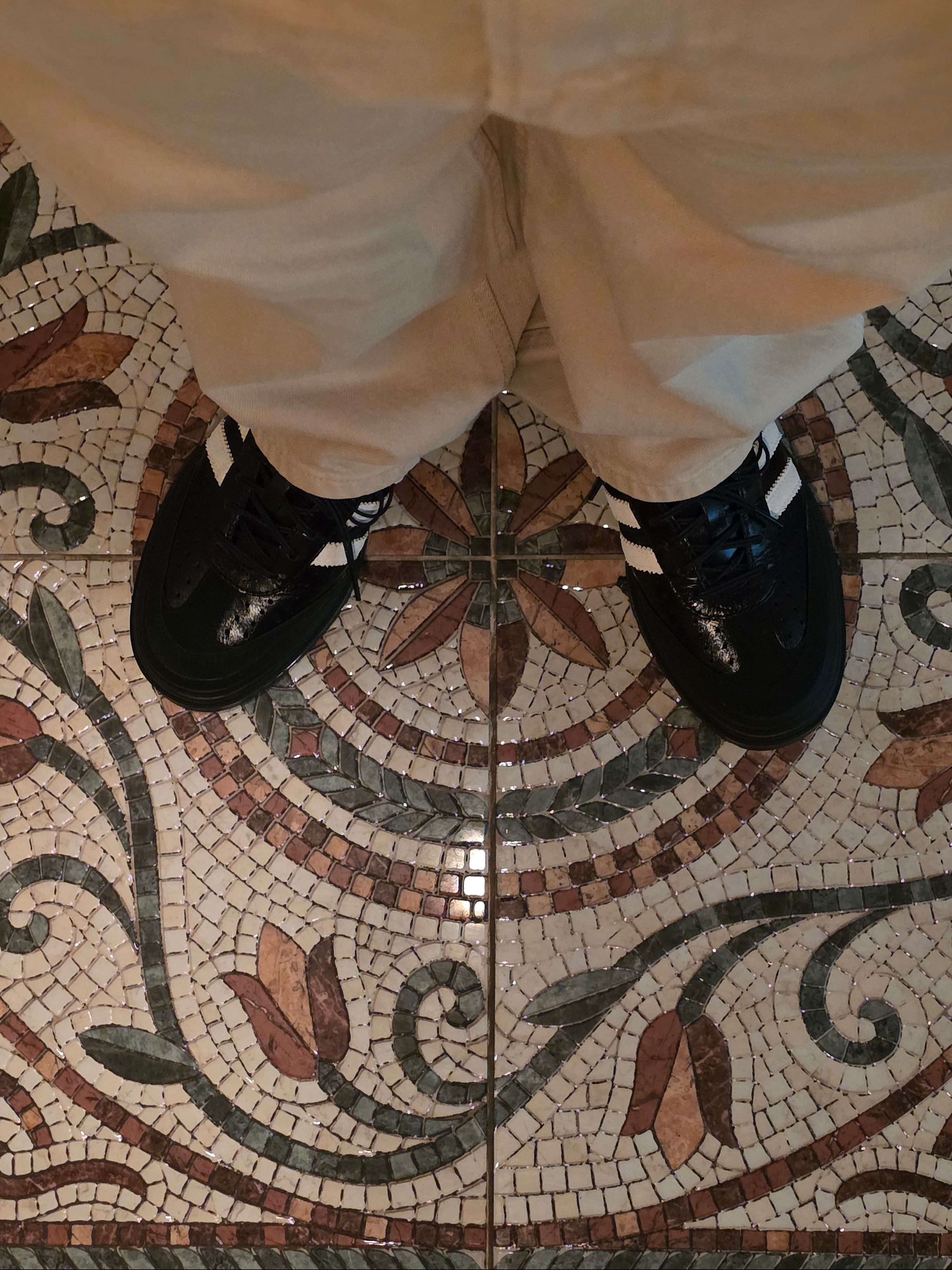 Adidas x Song for the Mute 007 Samba LX Freizeit Black 착용 스타일 - 3
