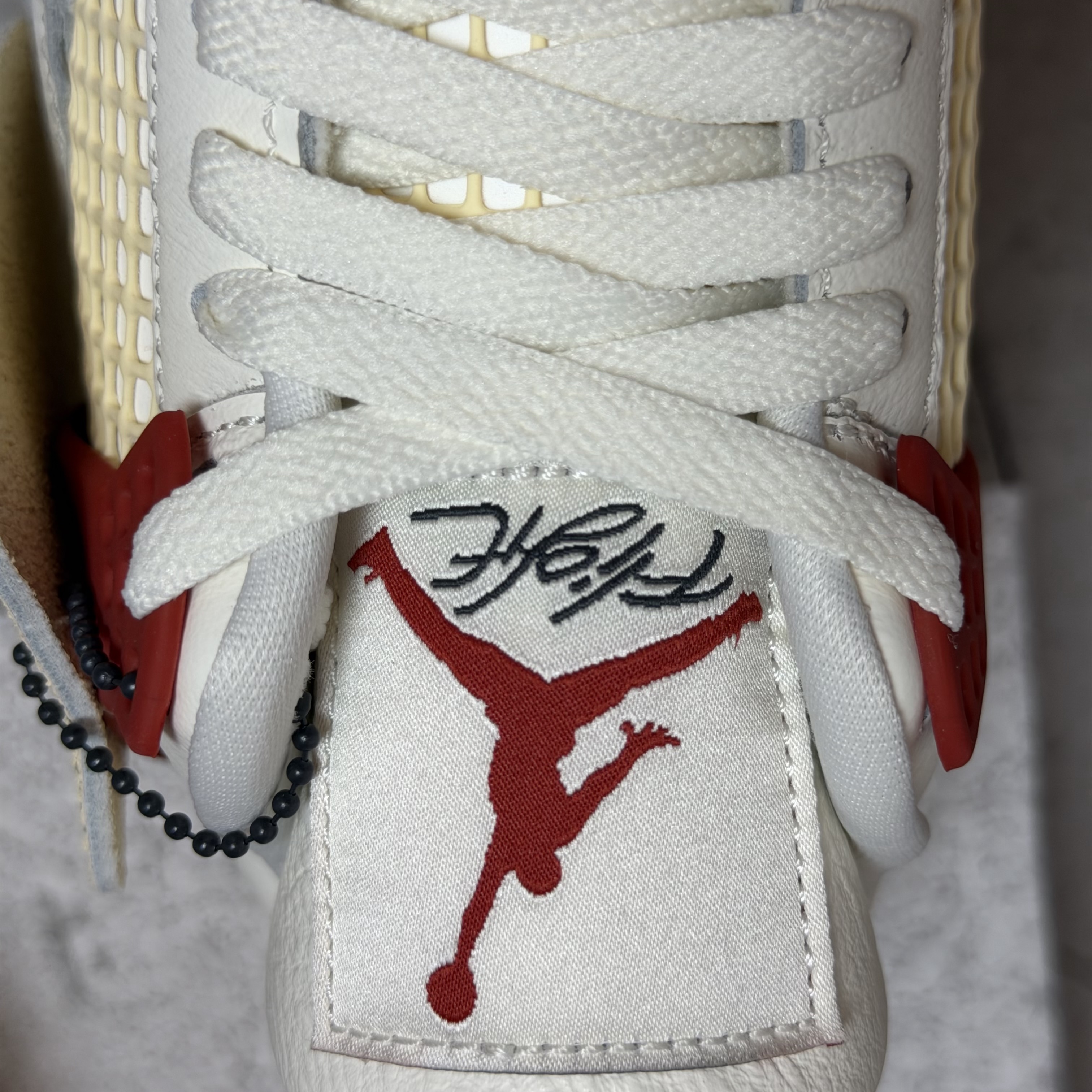 Jordan 4 x Nigel Sylvester Retro OG Brick After Brick 착용 스타일 - 9